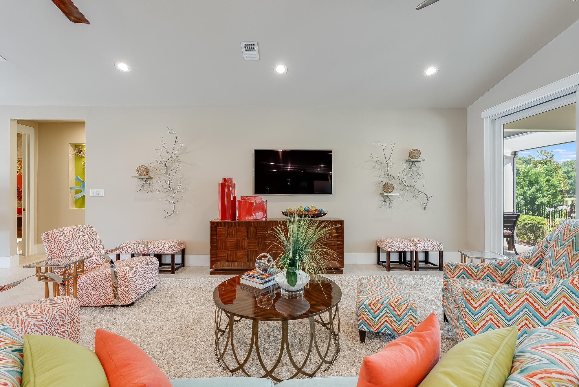 BURNT PINE - Residential