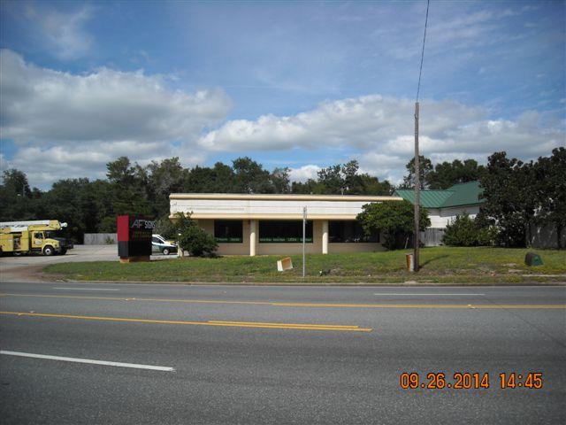 Excellent landmark building formerly known as Fort Walton Beach's Corporate Verizon Store. Subject property has always been occupied because of its visibility and strong location. Perfect building for a variety of retail and admin uses.