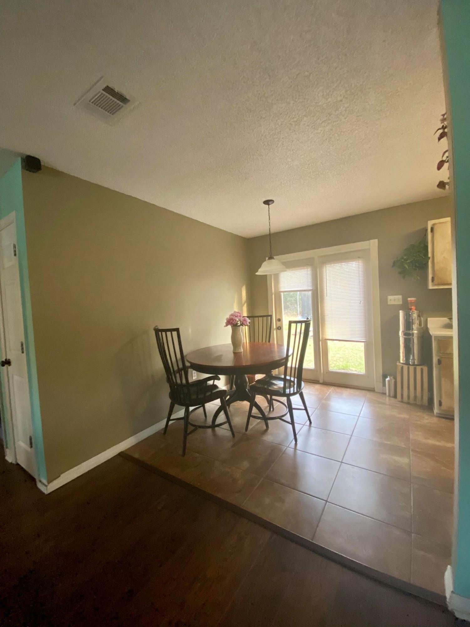 NORTH SUPERGROUP (221000.00) - Residential