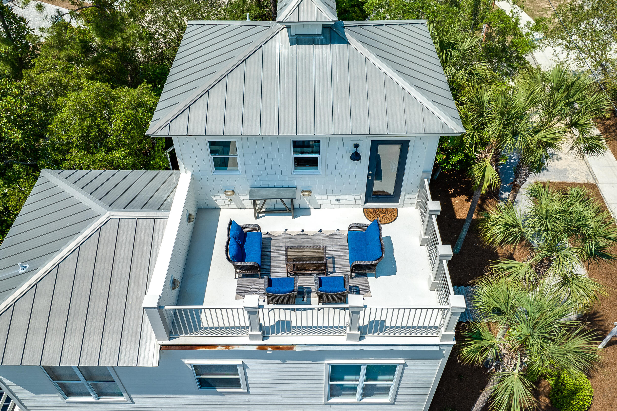 LAKEWOOD ESTATES - Residential