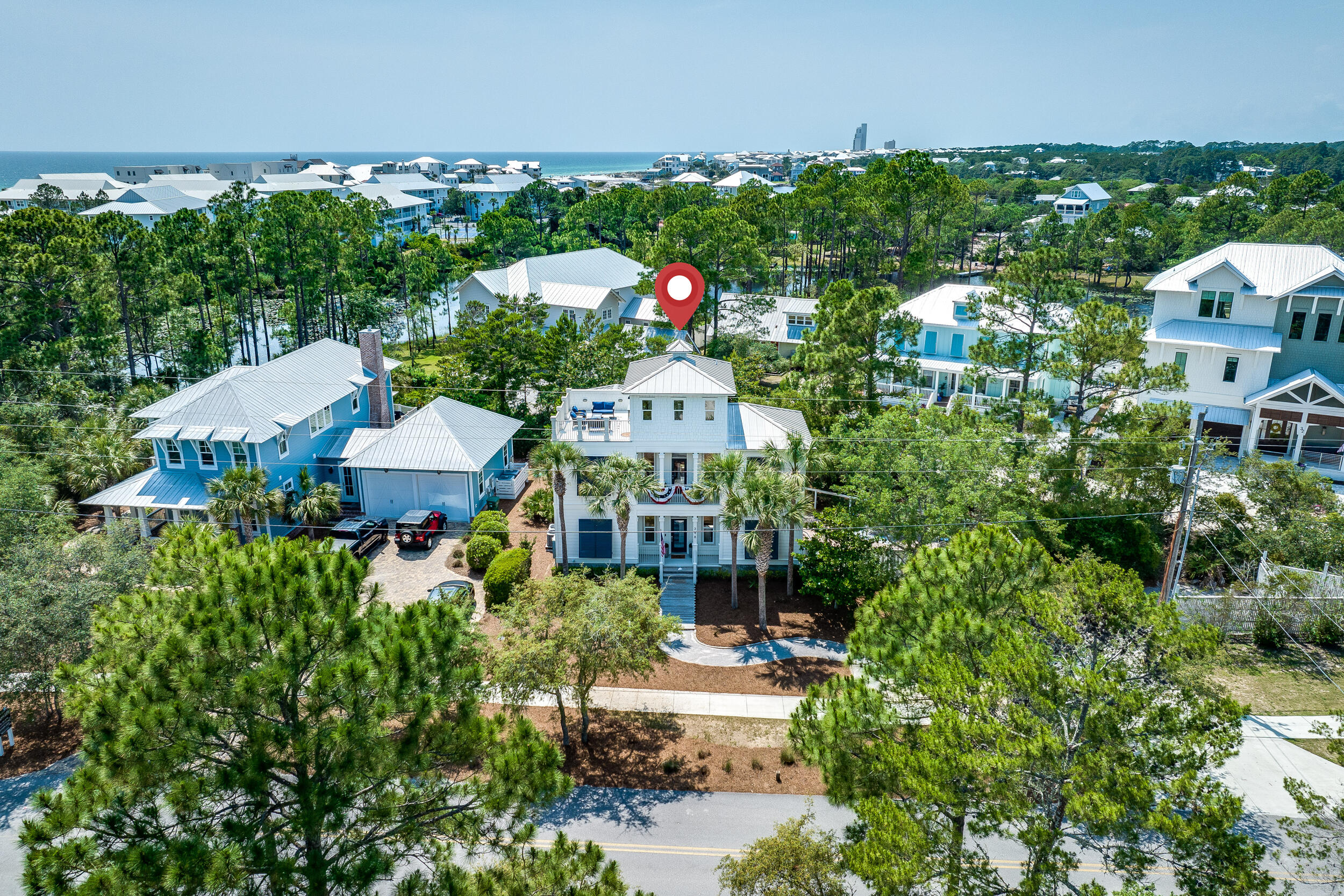 LAKEWOOD ESTATES - Residential