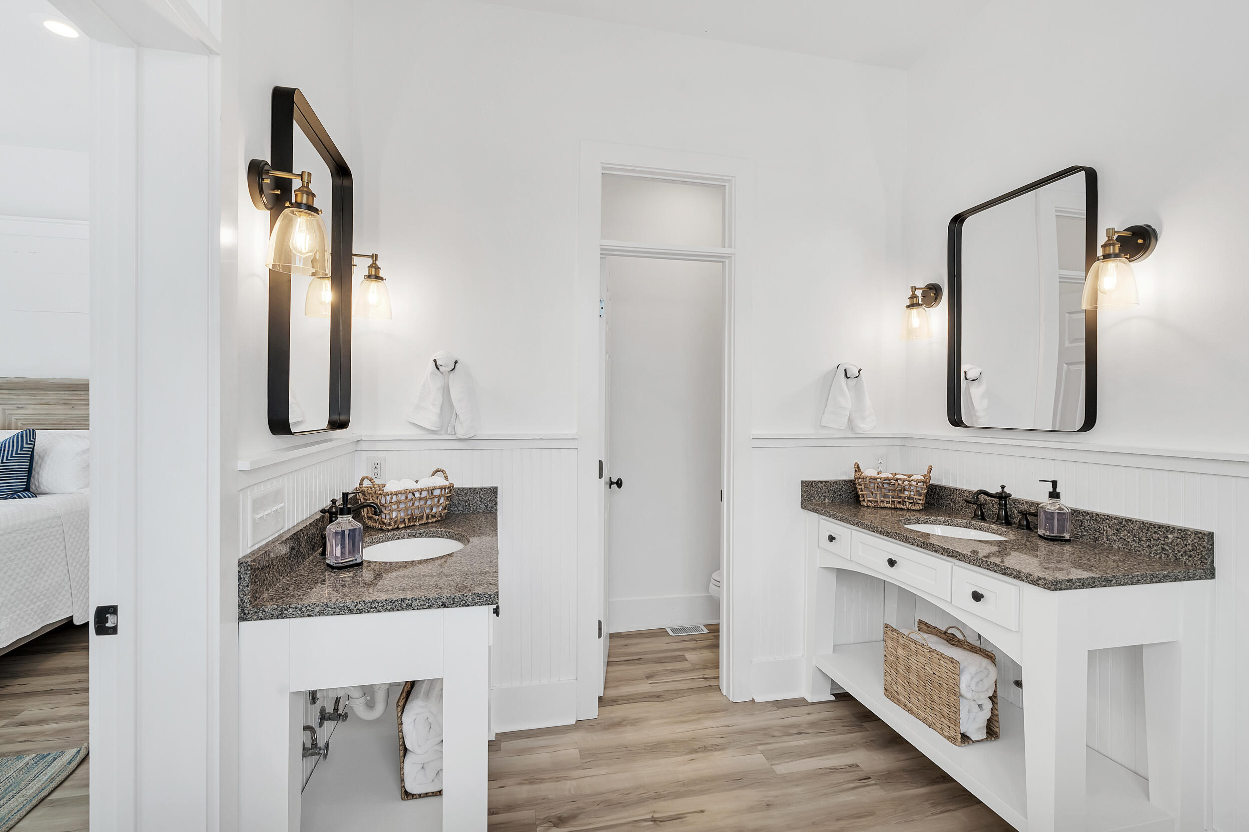 LAKEWOOD ESTATES - Residential