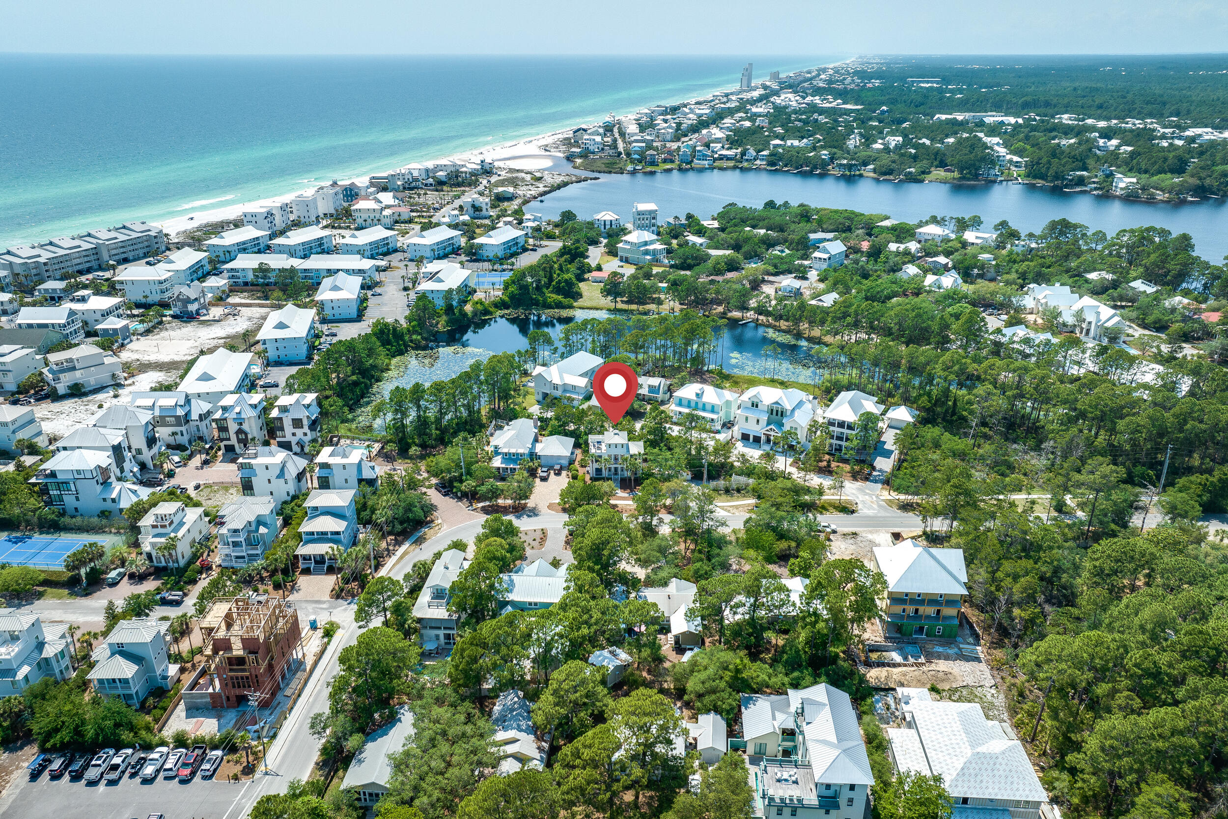 LAKEWOOD ESTATES - Residential