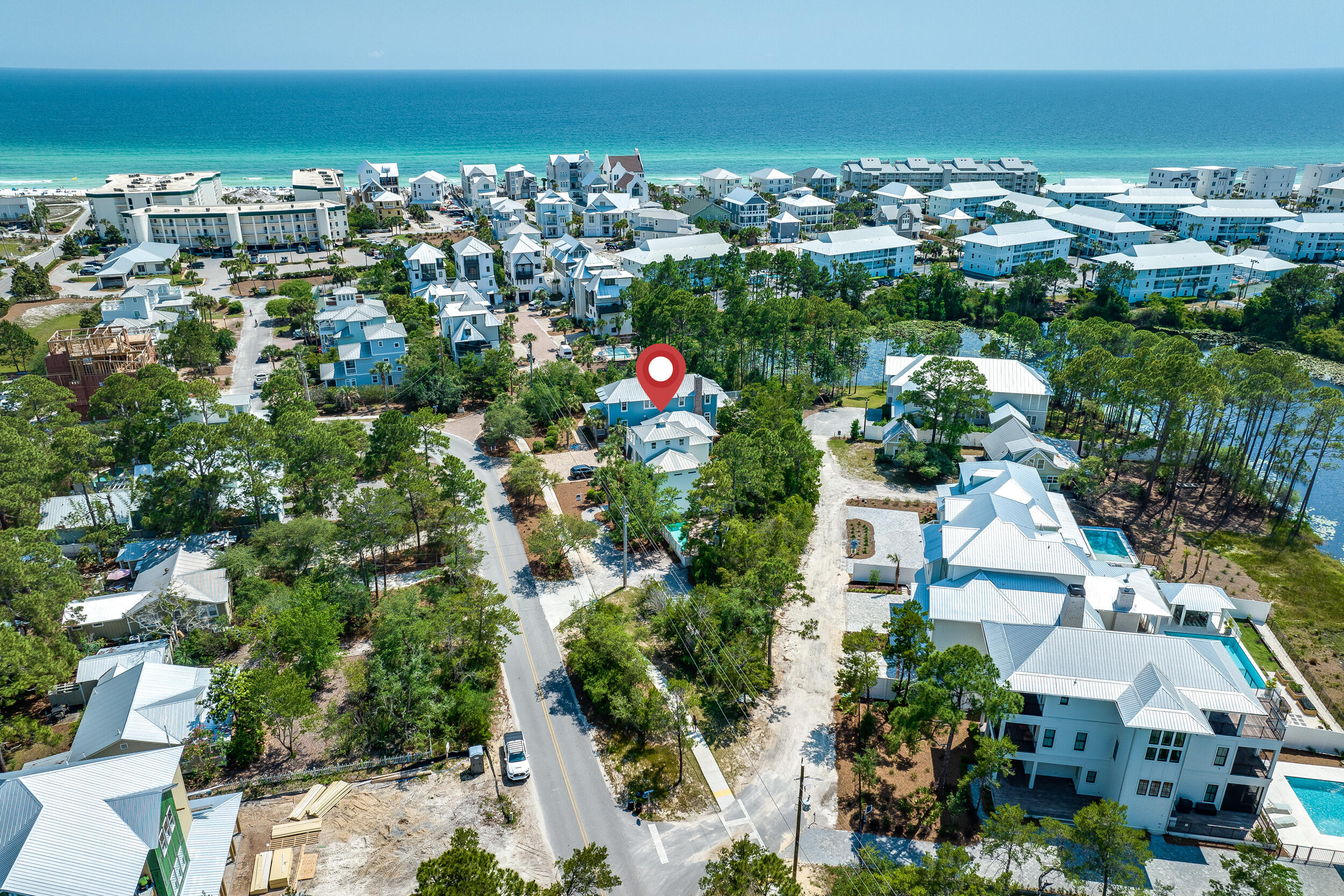 LAKEWOOD ESTATES - Residential