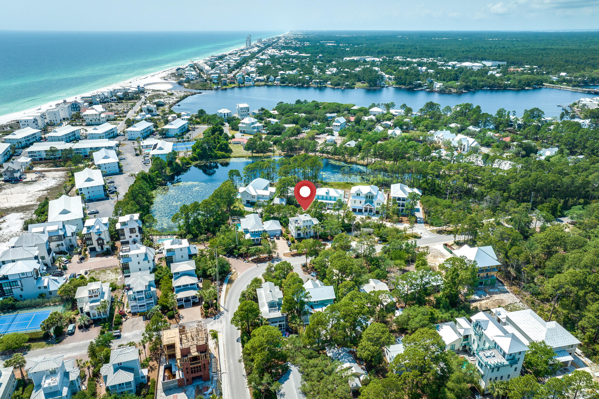 LAKEWOOD ESTATES - Residential