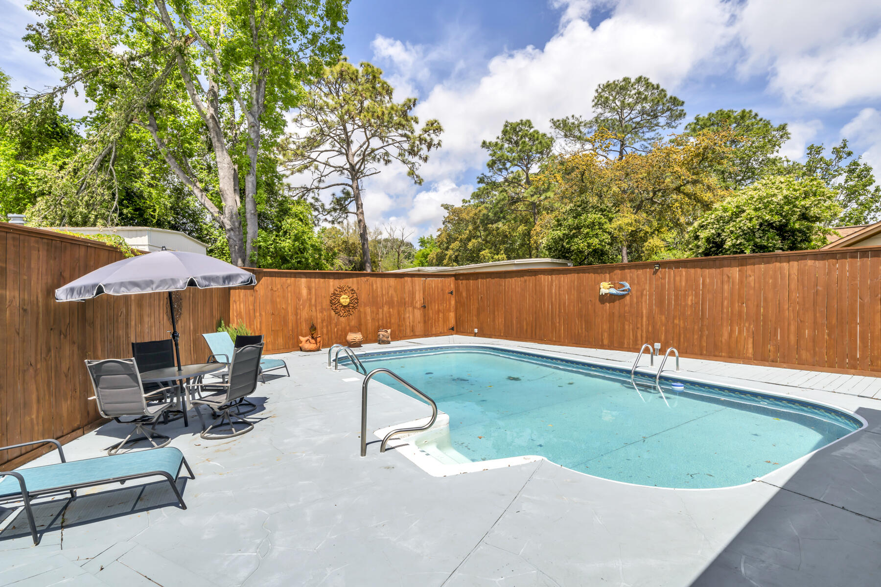 TANGLEWOOD S/D 2ND ADDN - Residential