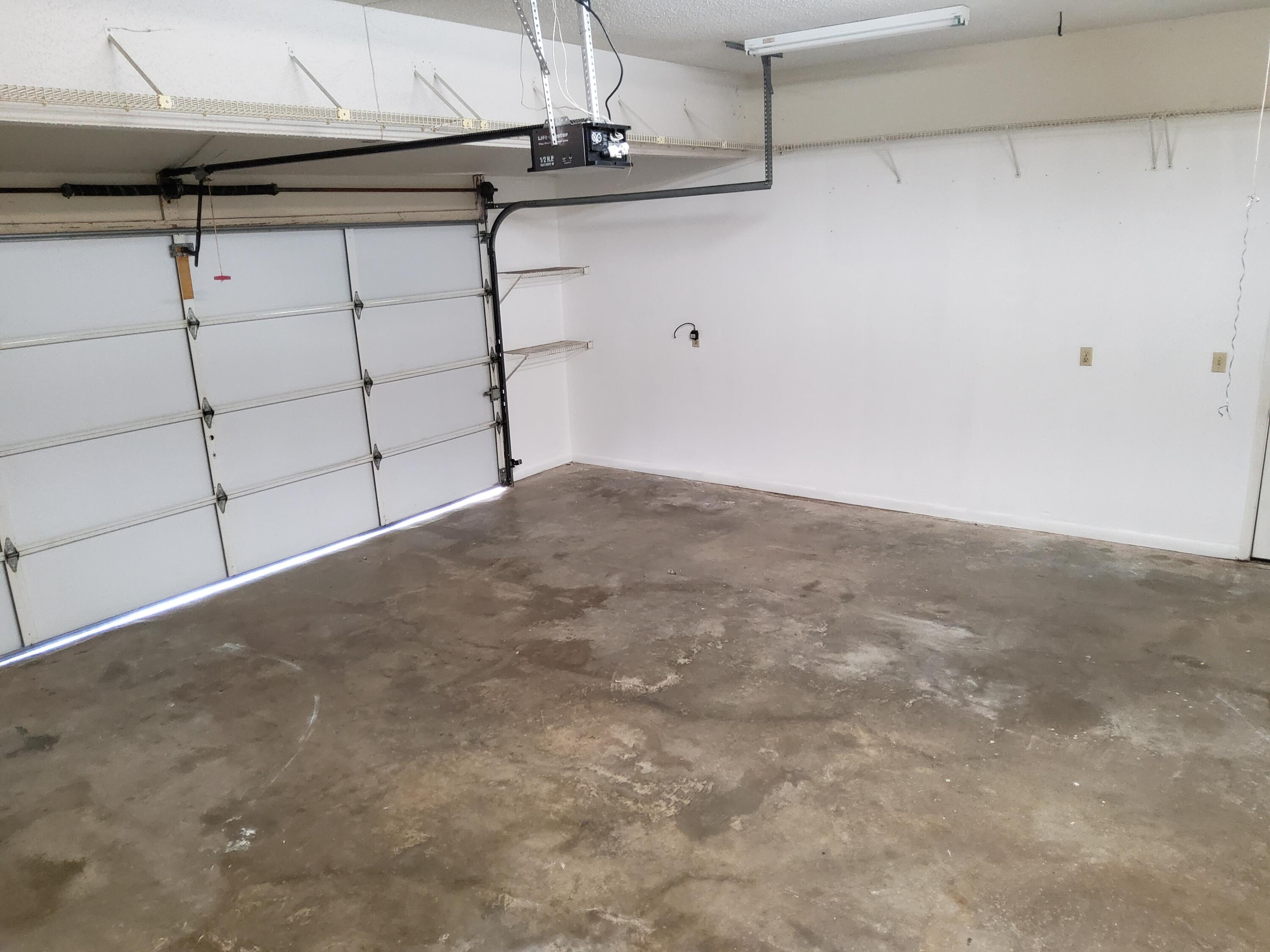 TANGLEWOOD S/D 2ND ADDN - Residential