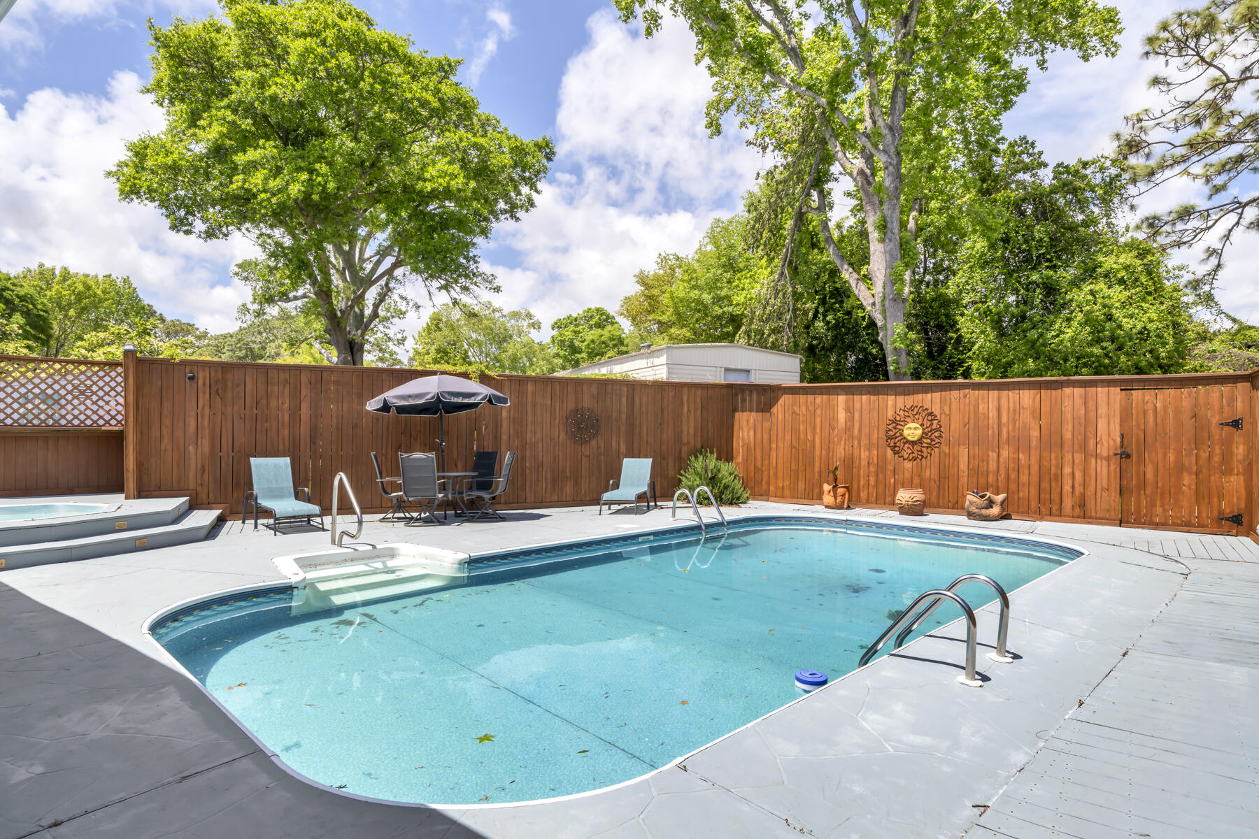 TANGLEWOOD S/D 2ND ADDN - Residential