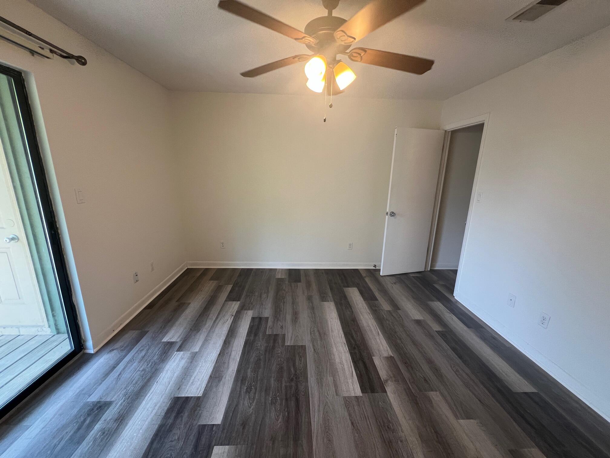 BIENVILLE SQUARE T/H - Residential Lease