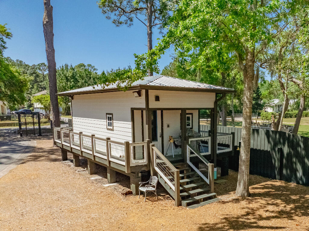 Not In Subdivision - Residential