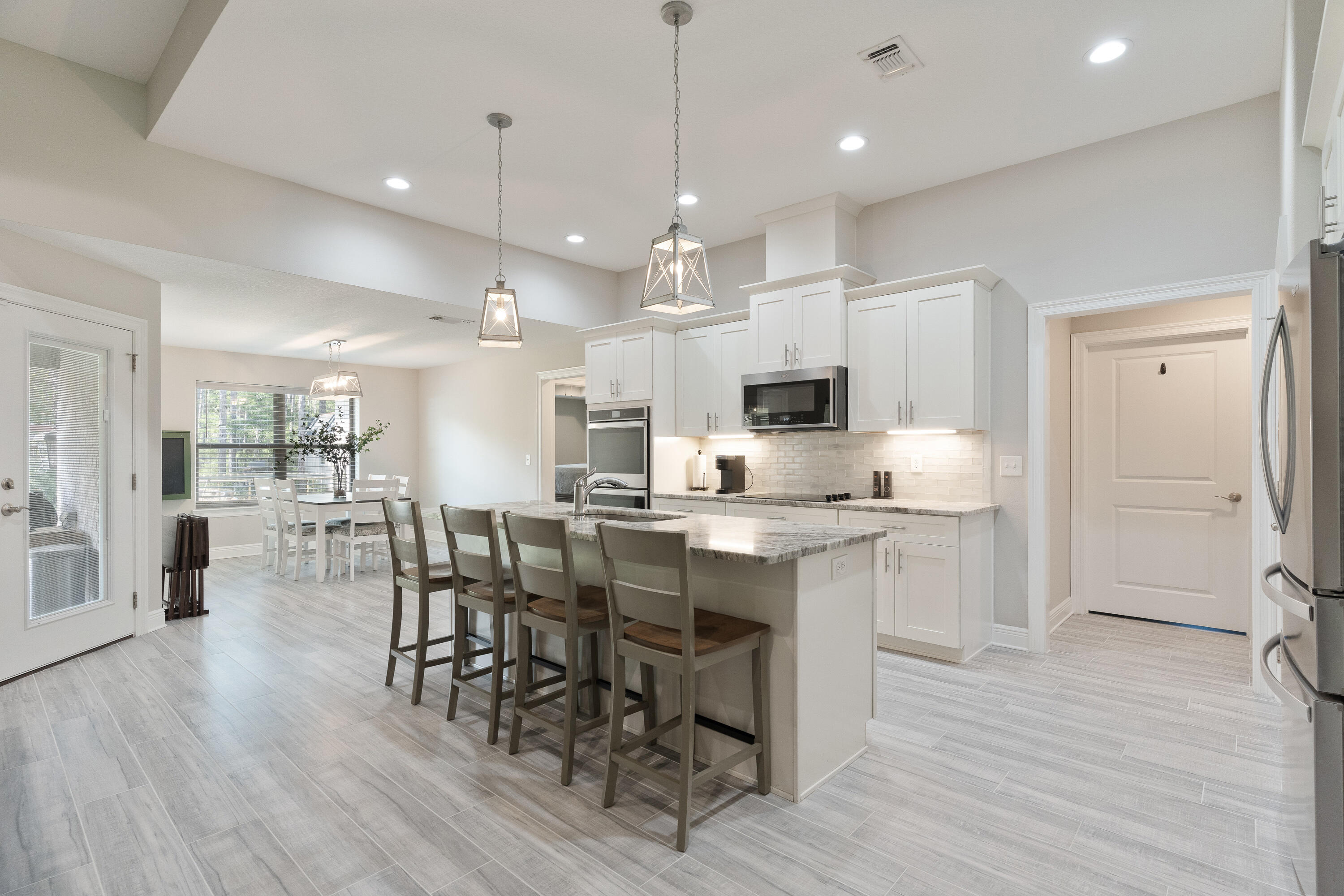 SANDY COVE 1ST ADDN - Residential