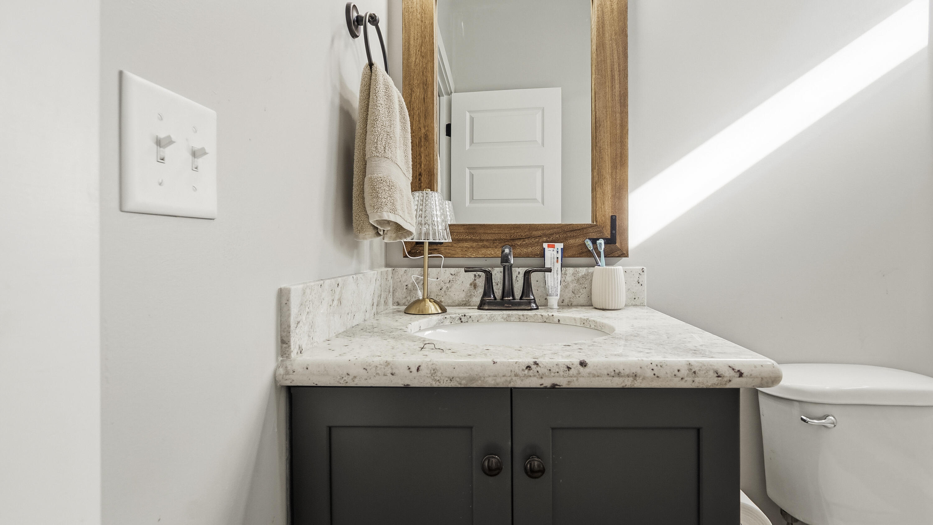 Adams Sub - 1st Add - Residential