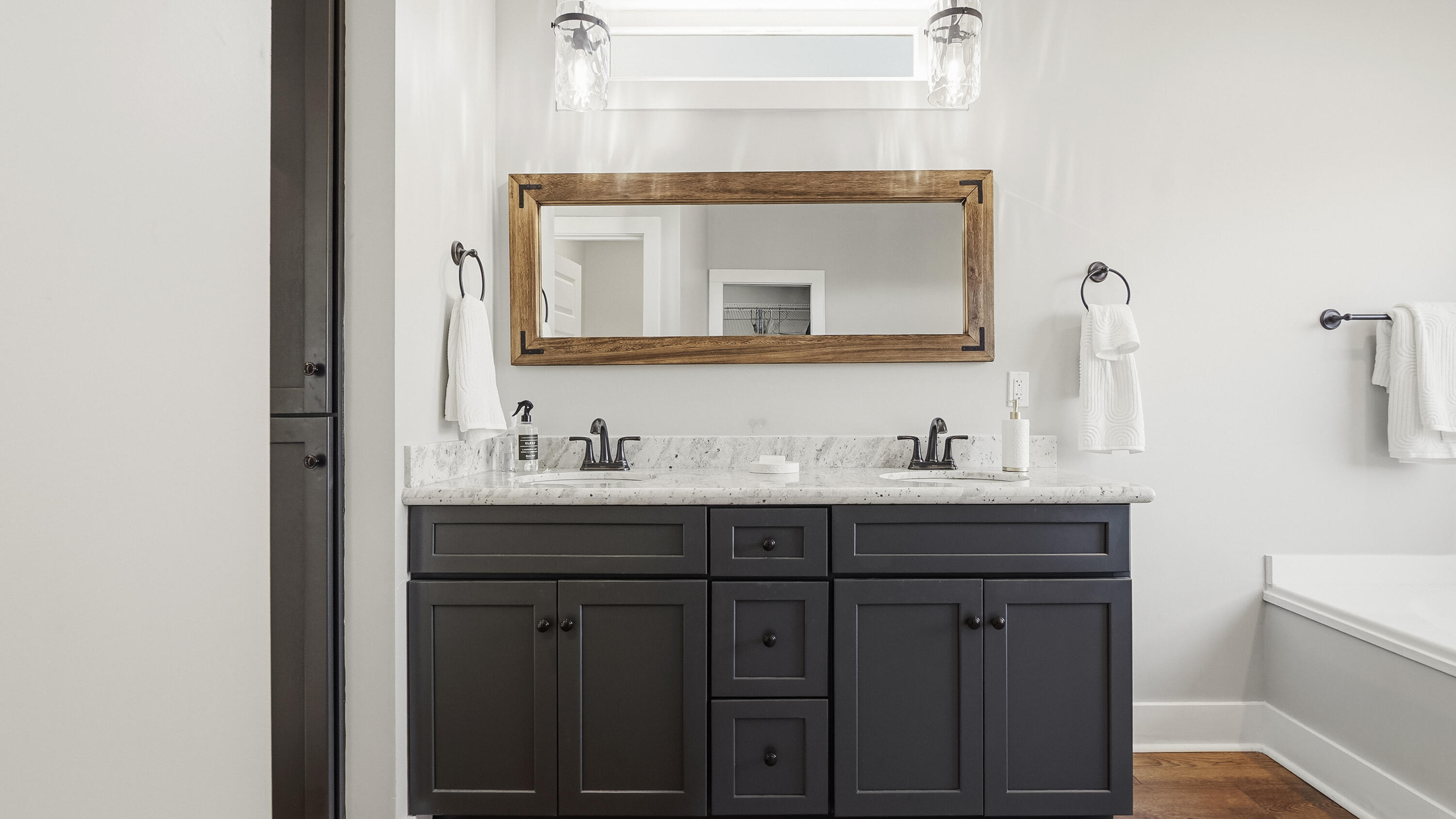 Adams Sub - 1st Add - Residential