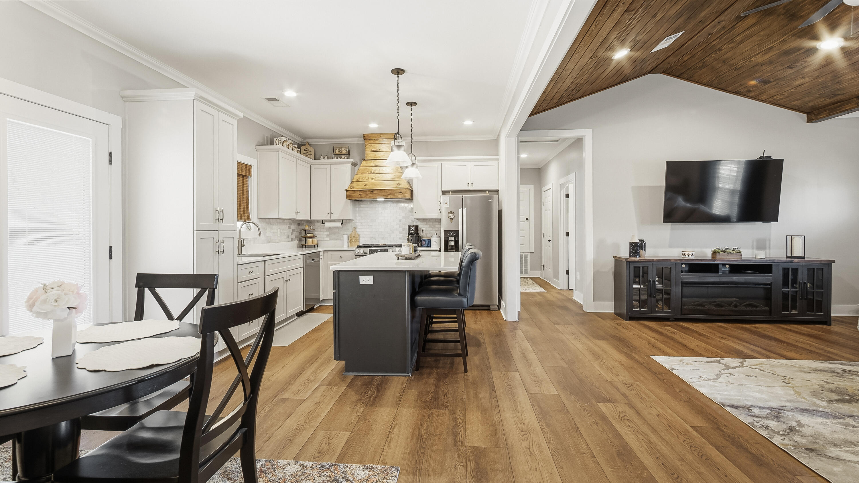 Adams Sub - 1st Add - Residential