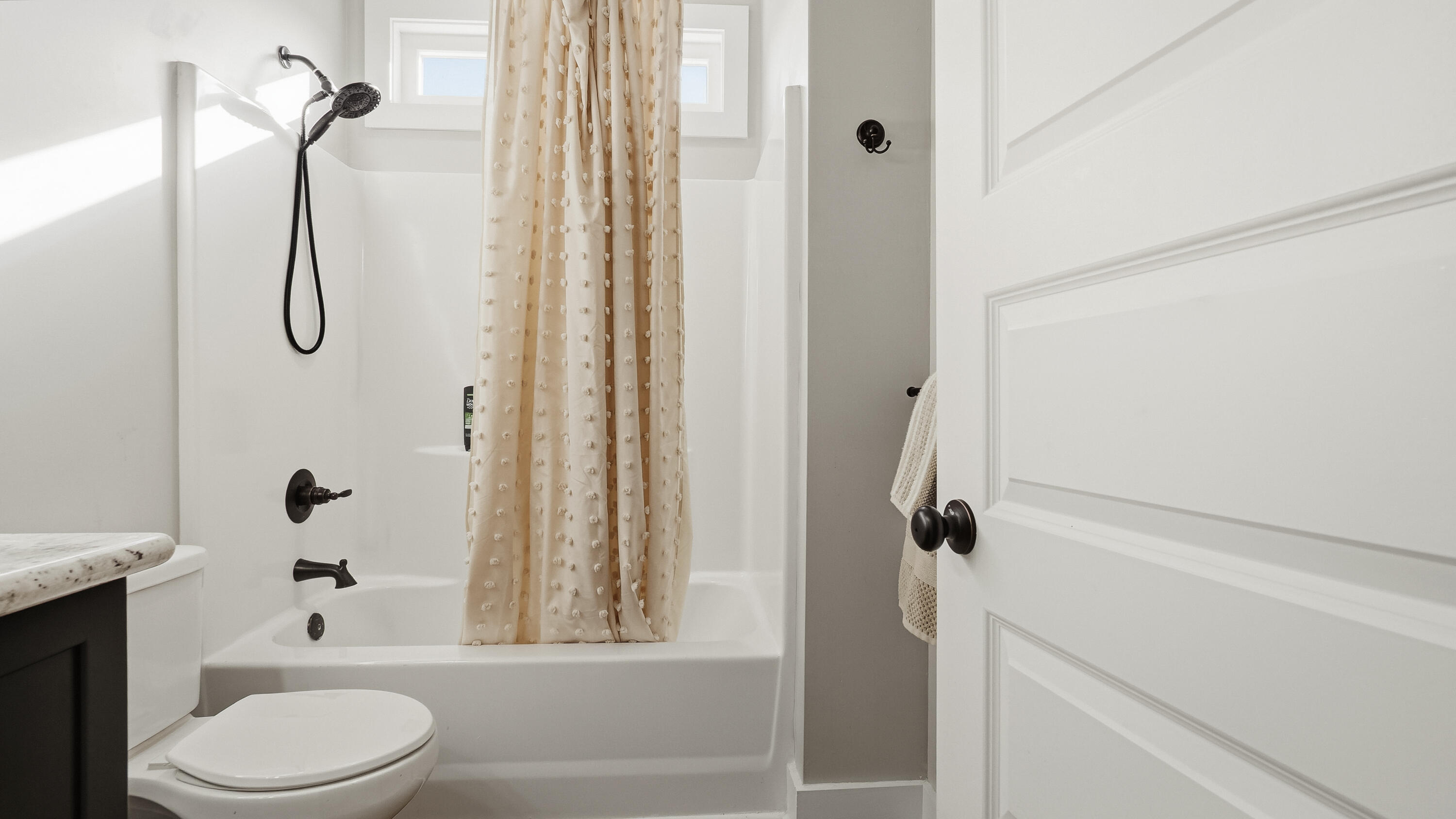 Adams Sub - 1st Add - Residential