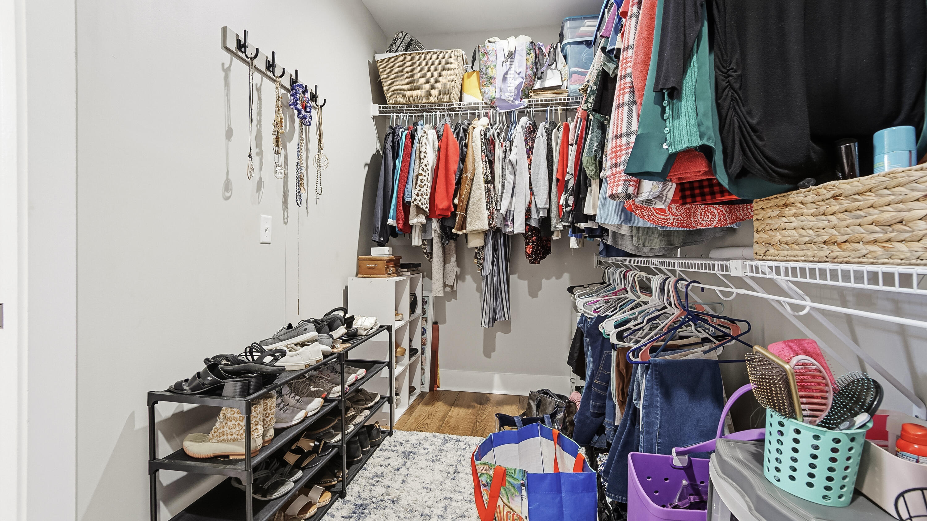 Adams Sub - 1st Add - Residential