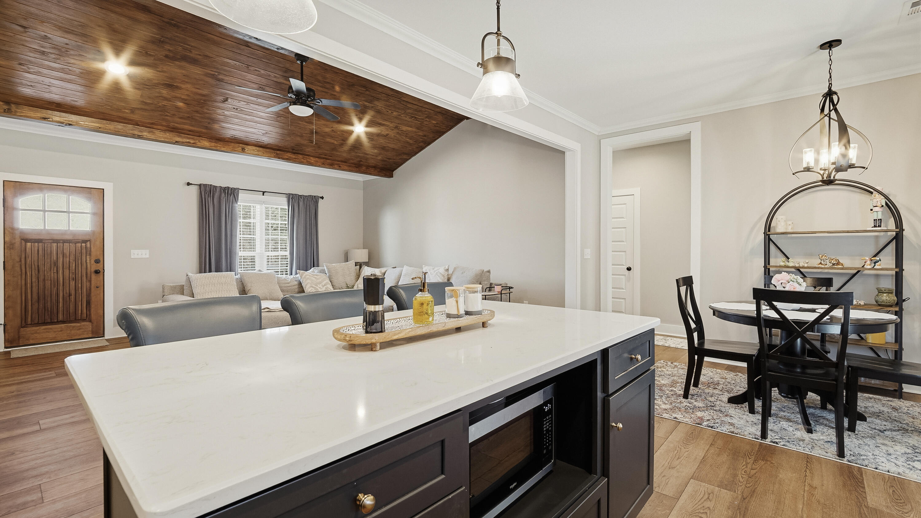 Adams Sub - 1st Add - Residential