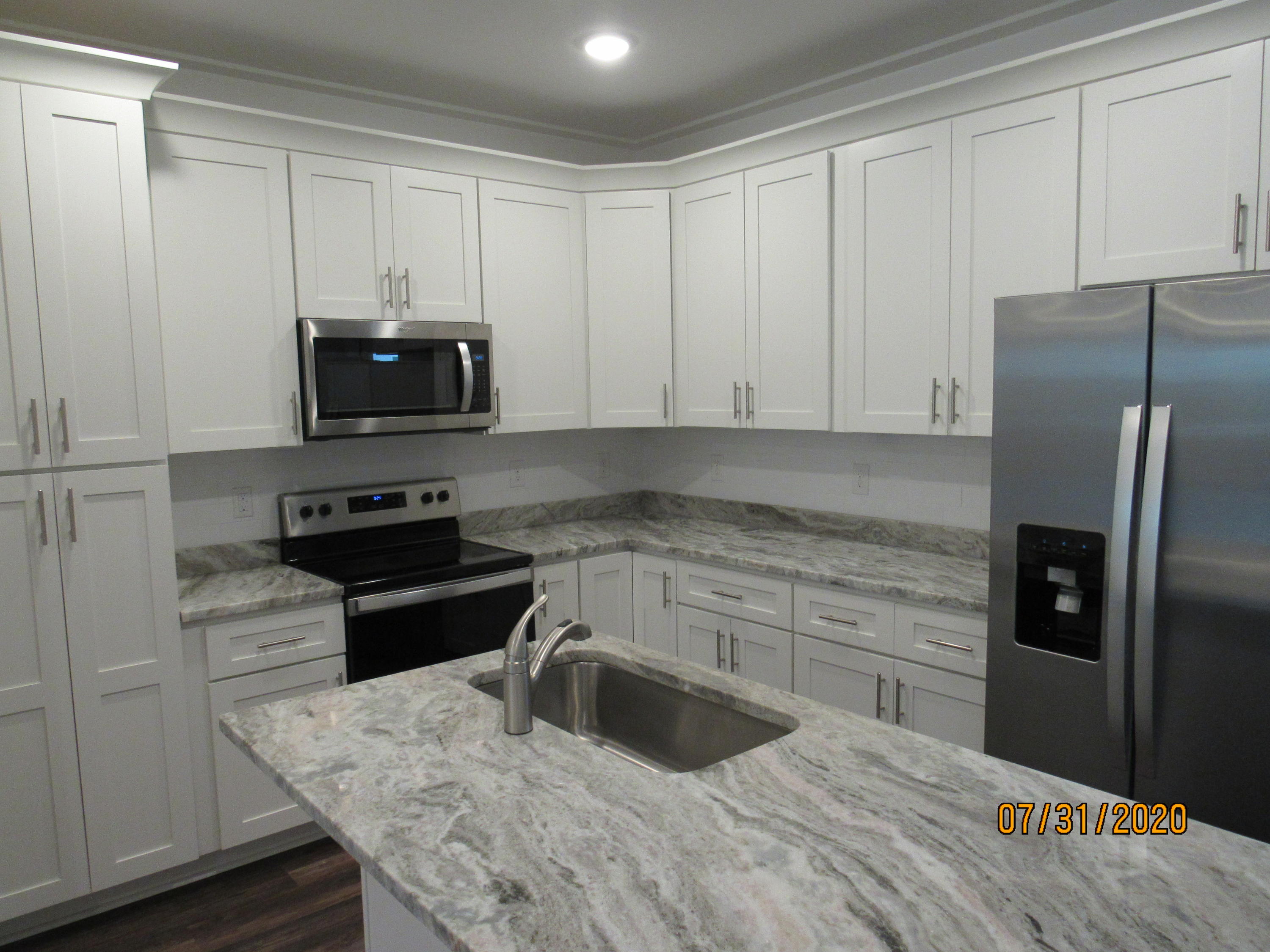 VERANDAS AT FREEPORT - Residential Lease