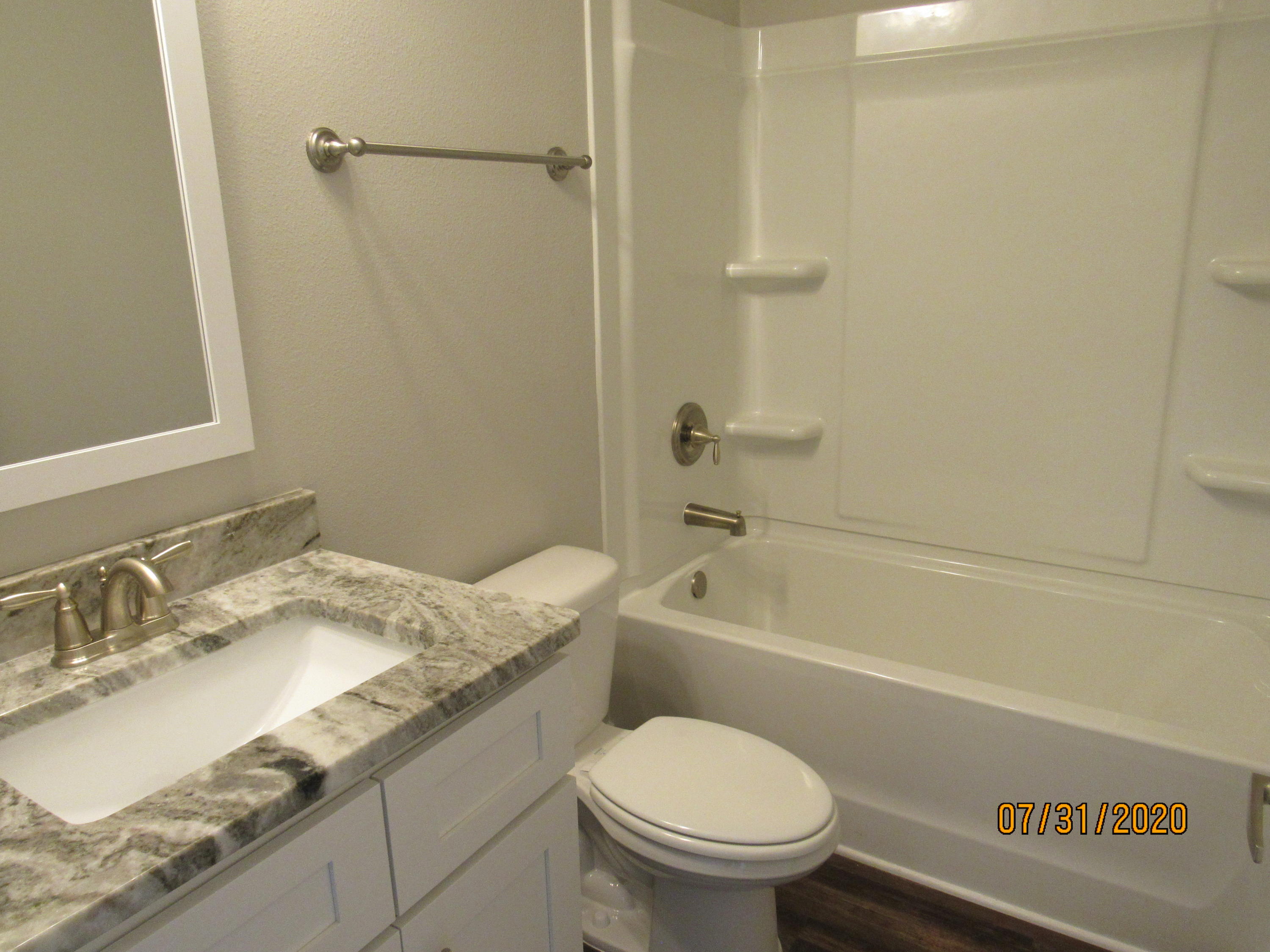 VERANDAS AT FREEPORT - Residential Lease