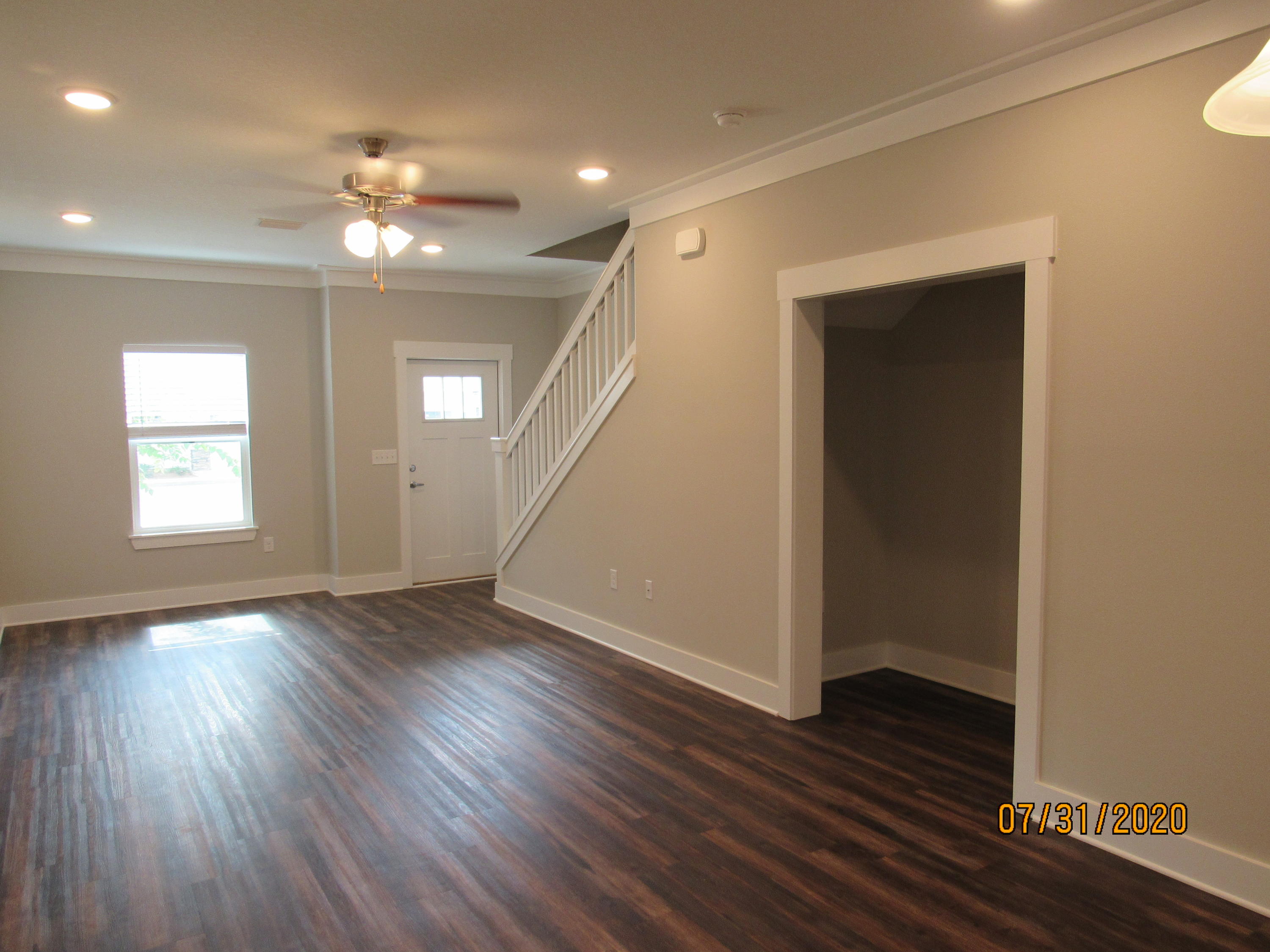 VERANDAS AT FREEPORT - Residential Lease