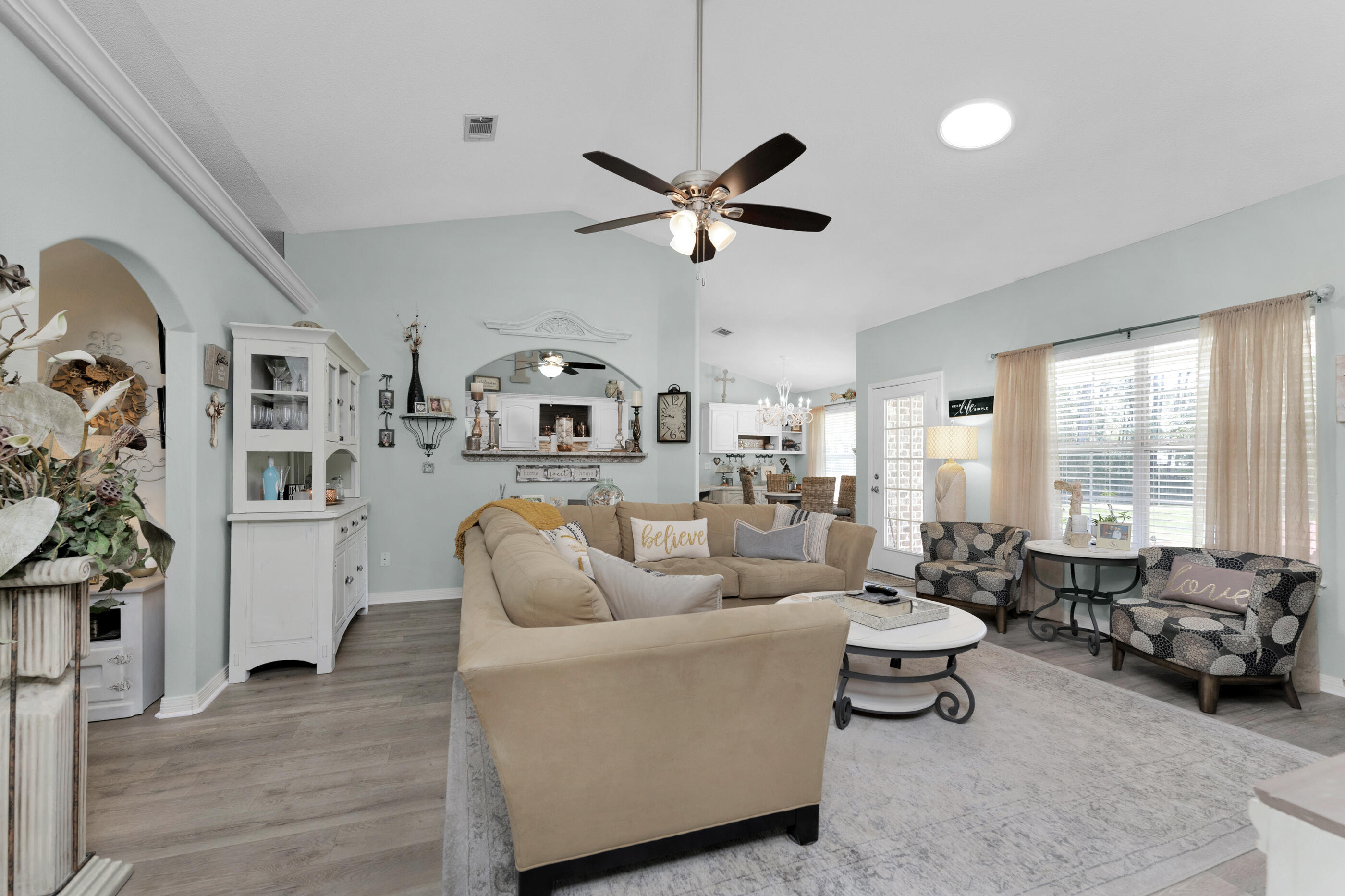 HOLLEY BY THE SEA - Residential