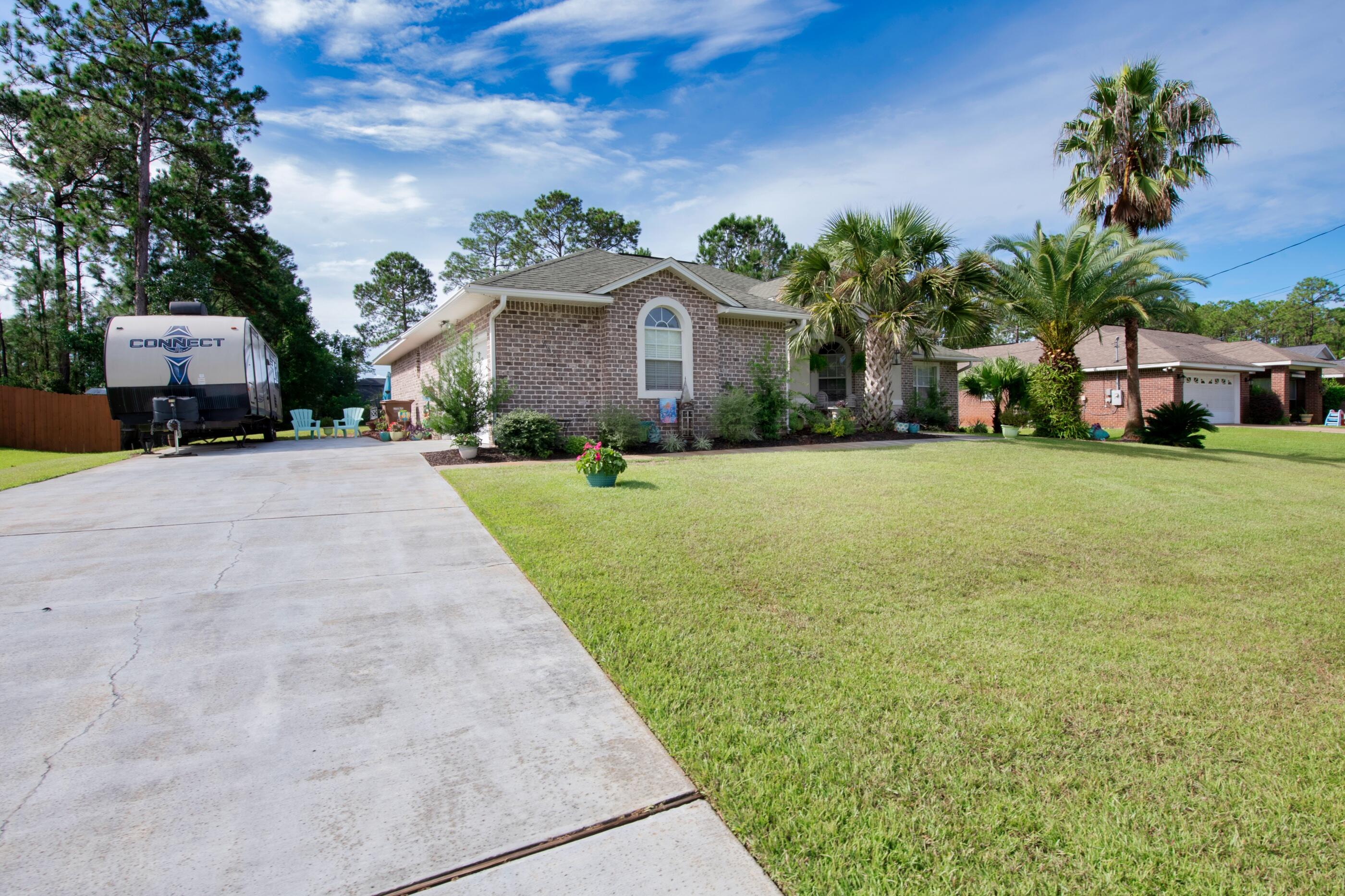 HOLLEY BY THE SEA - Residential