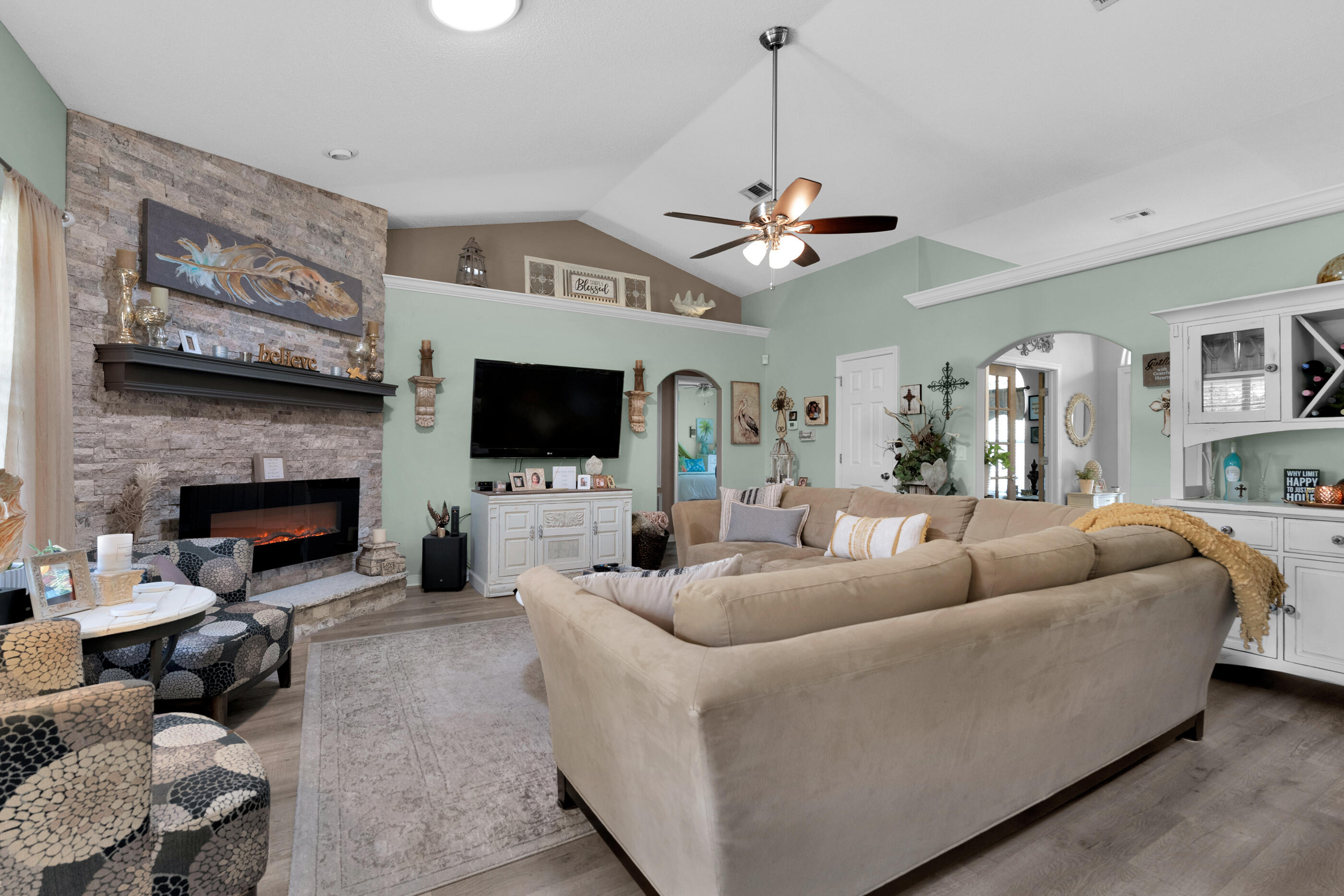 HOLLEY BY THE SEA - Residential