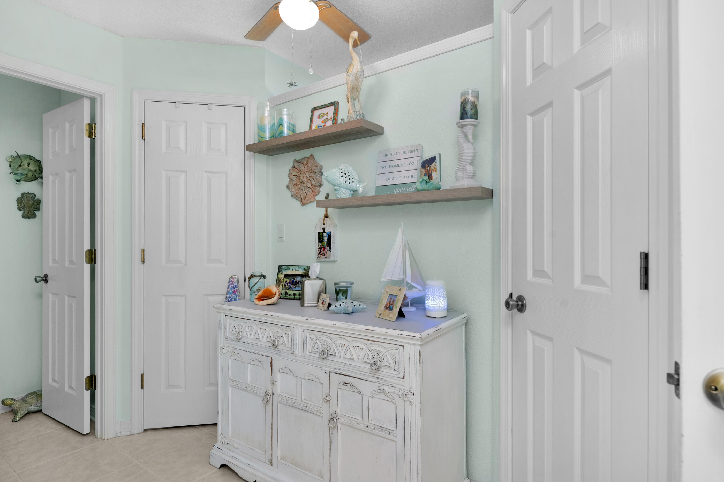 HOLLEY BY THE SEA - Residential