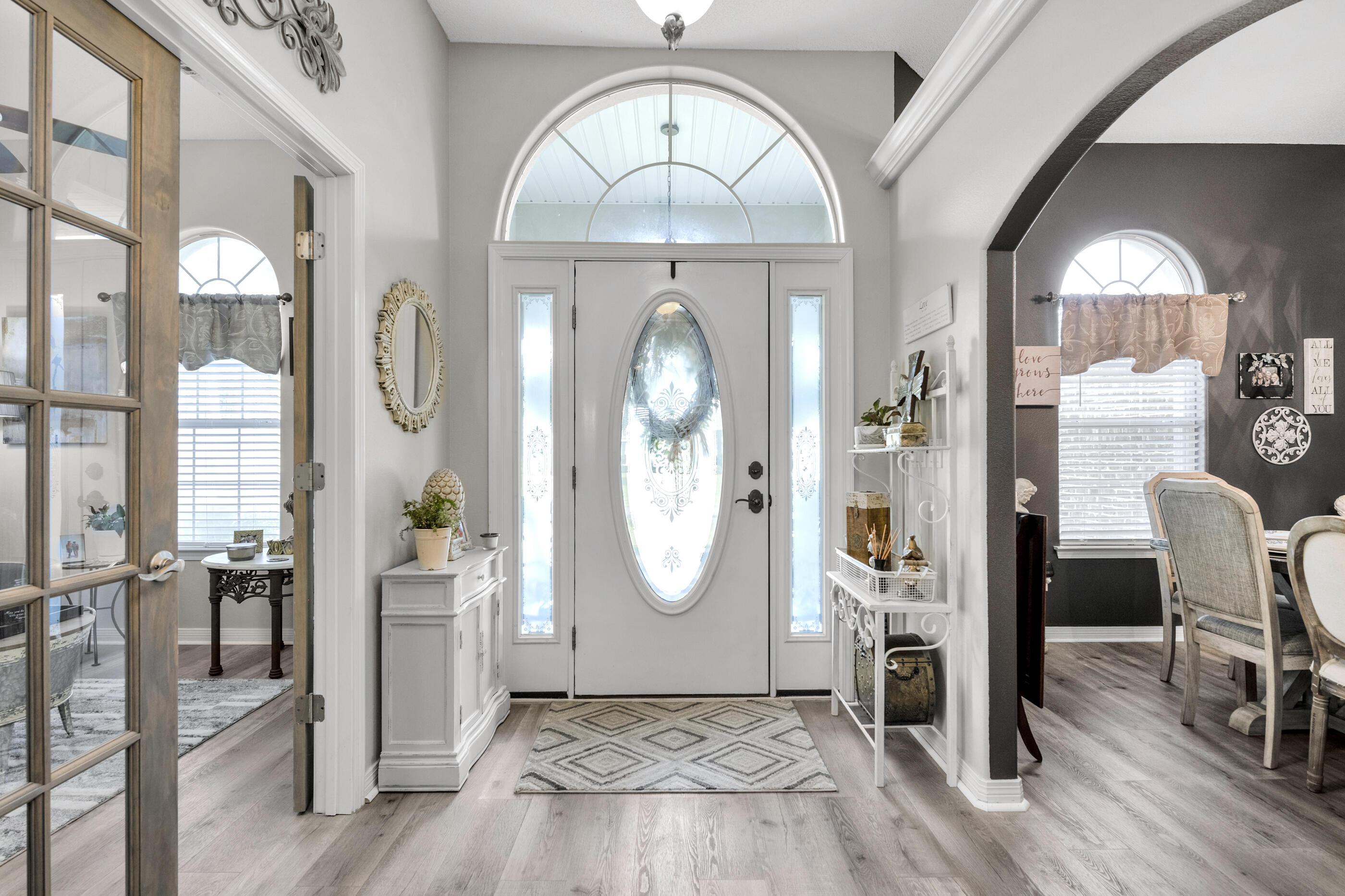 HOLLEY BY THE SEA - Residential