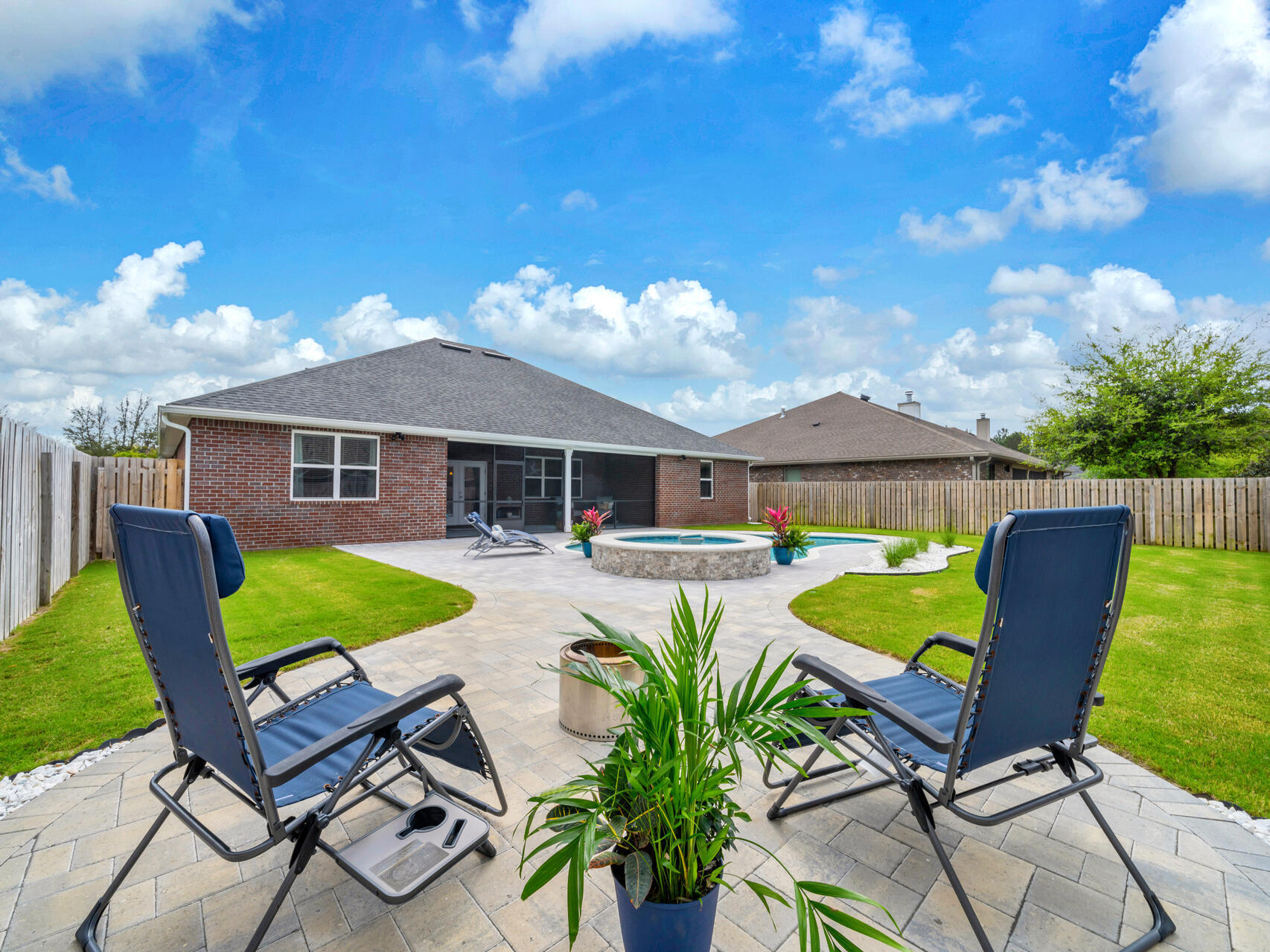 HAMMOCK BAY - Residential