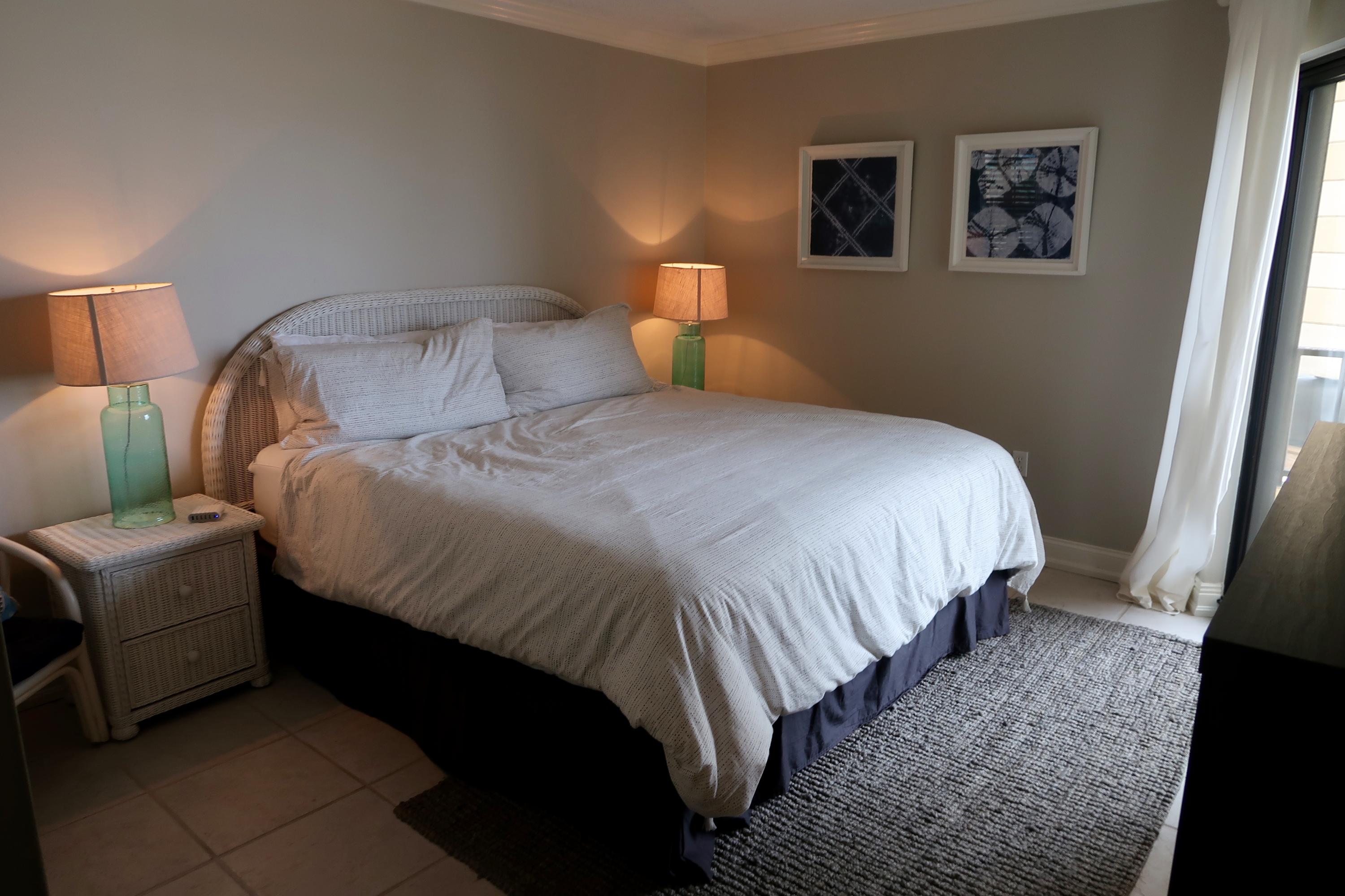 SURF DWELLER CONDO - Residential