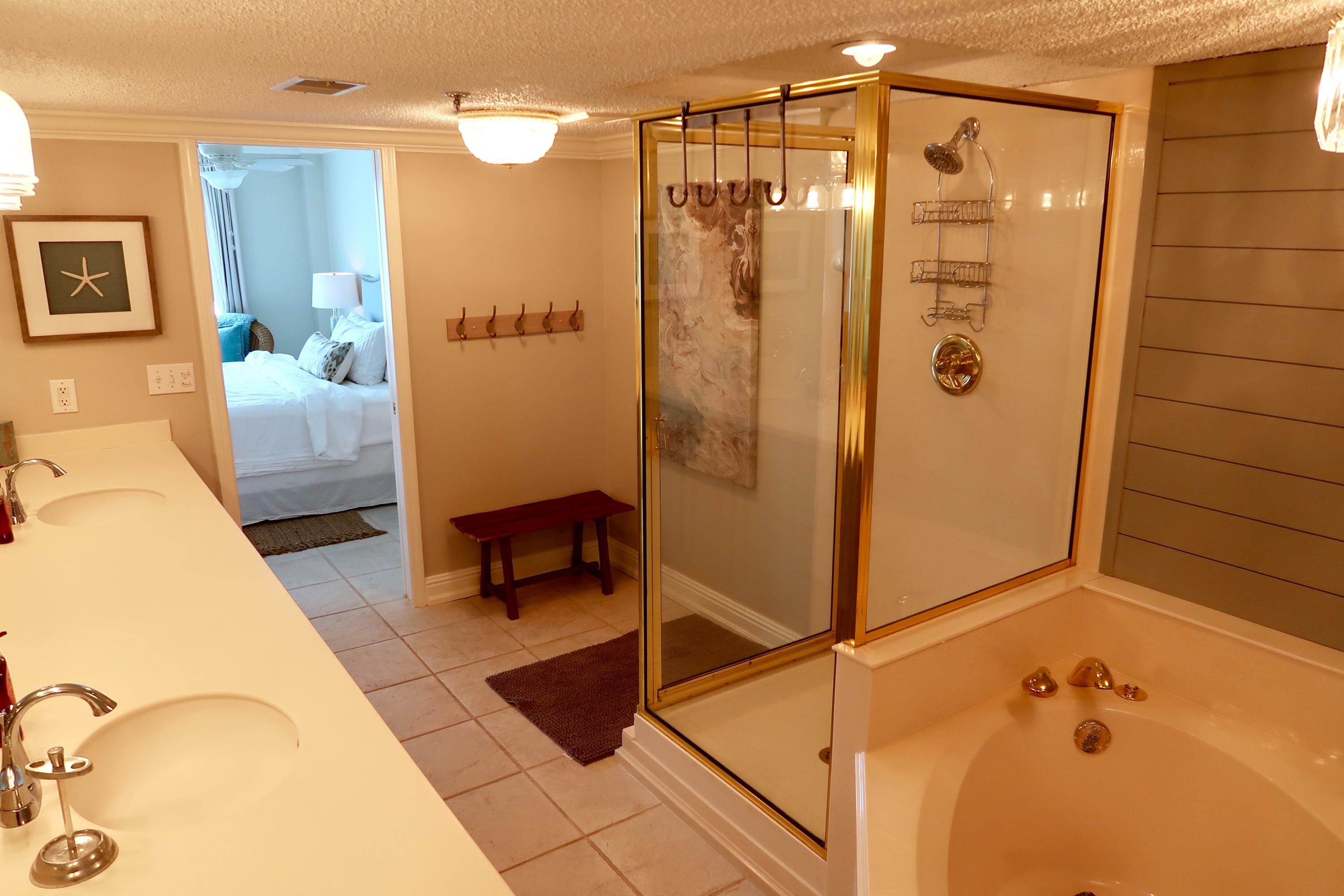 SURF DWELLER CONDO - Residential