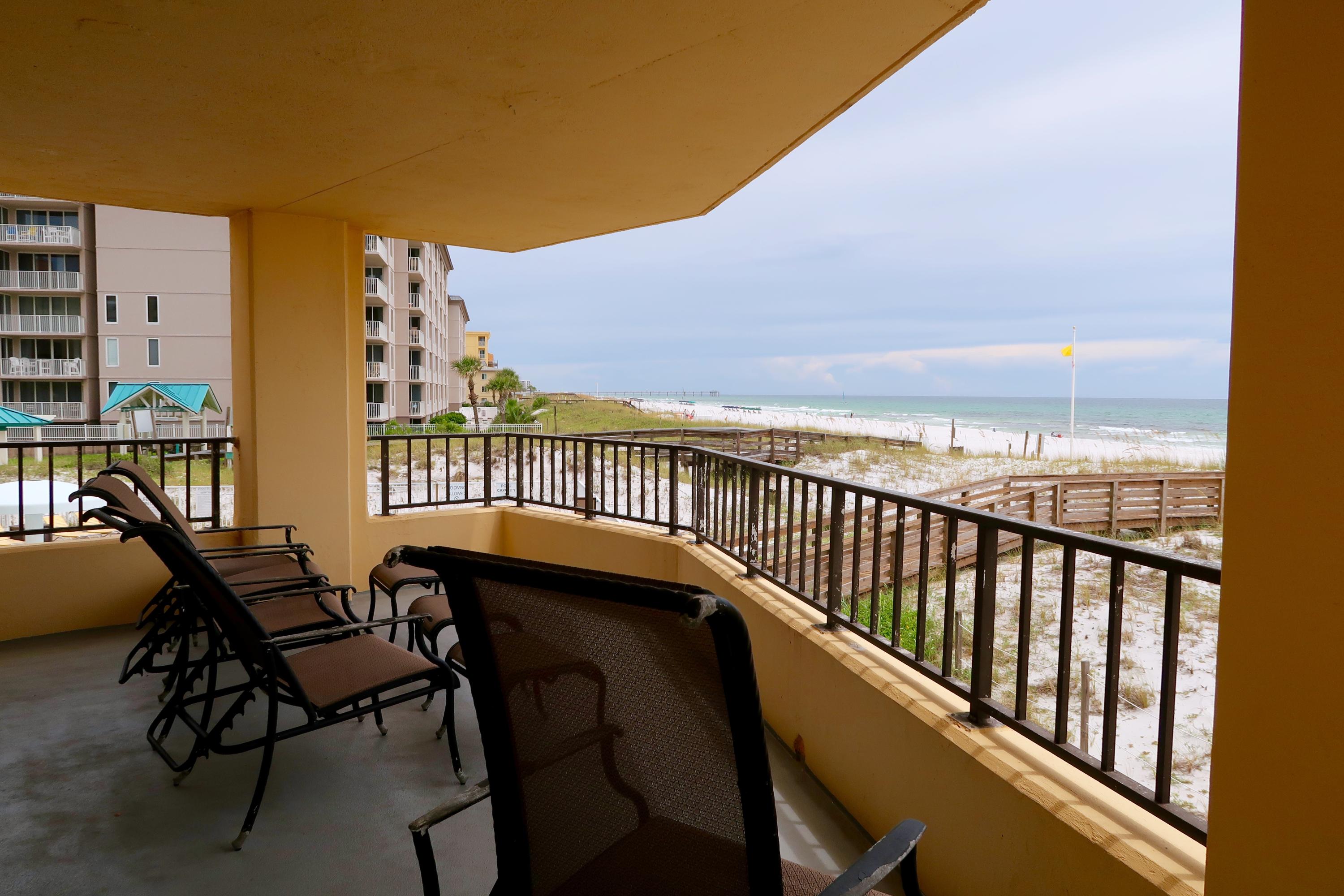 SURF DWELLER CONDO - Residential