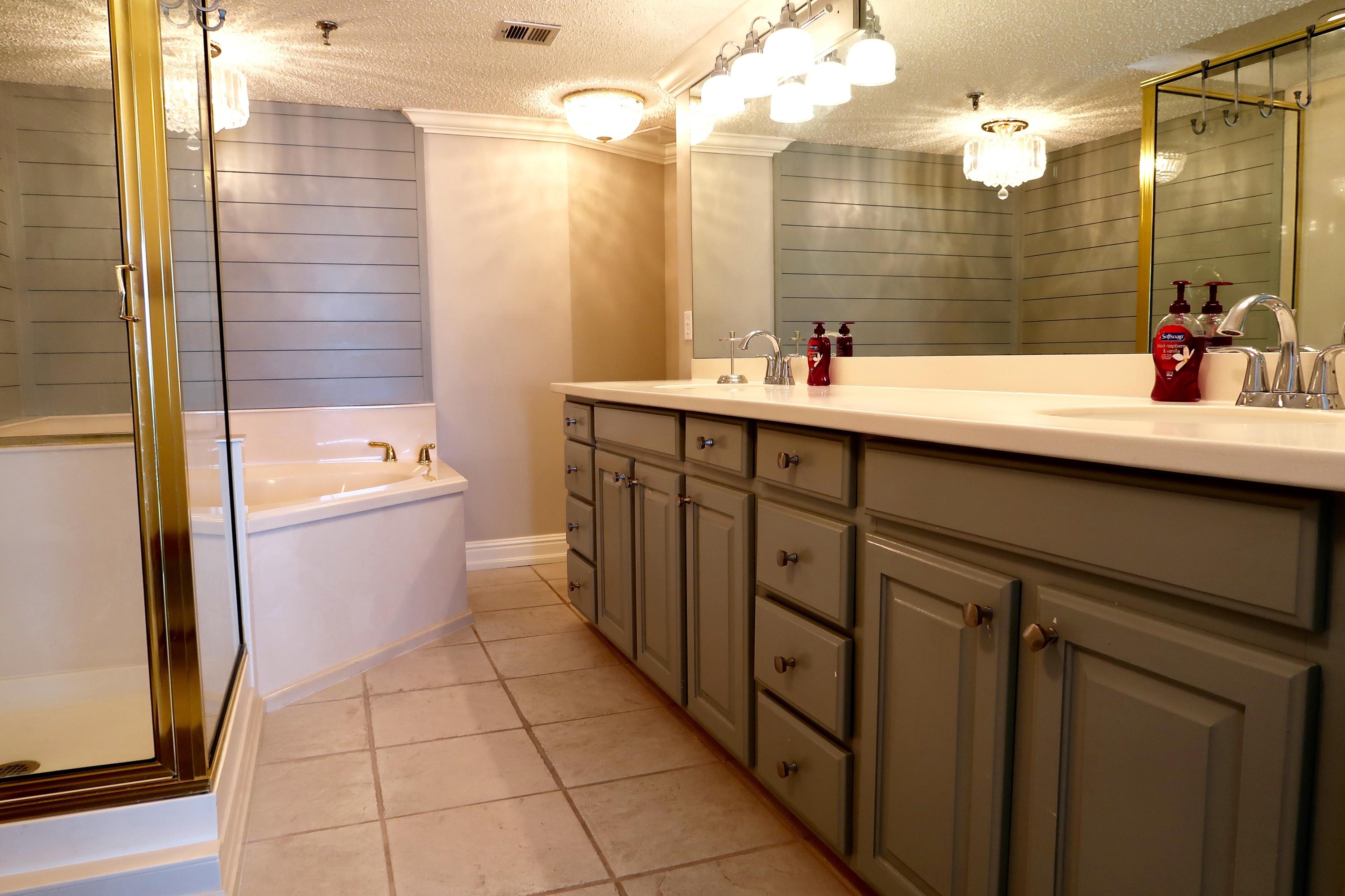 SURF DWELLER CONDO - Residential