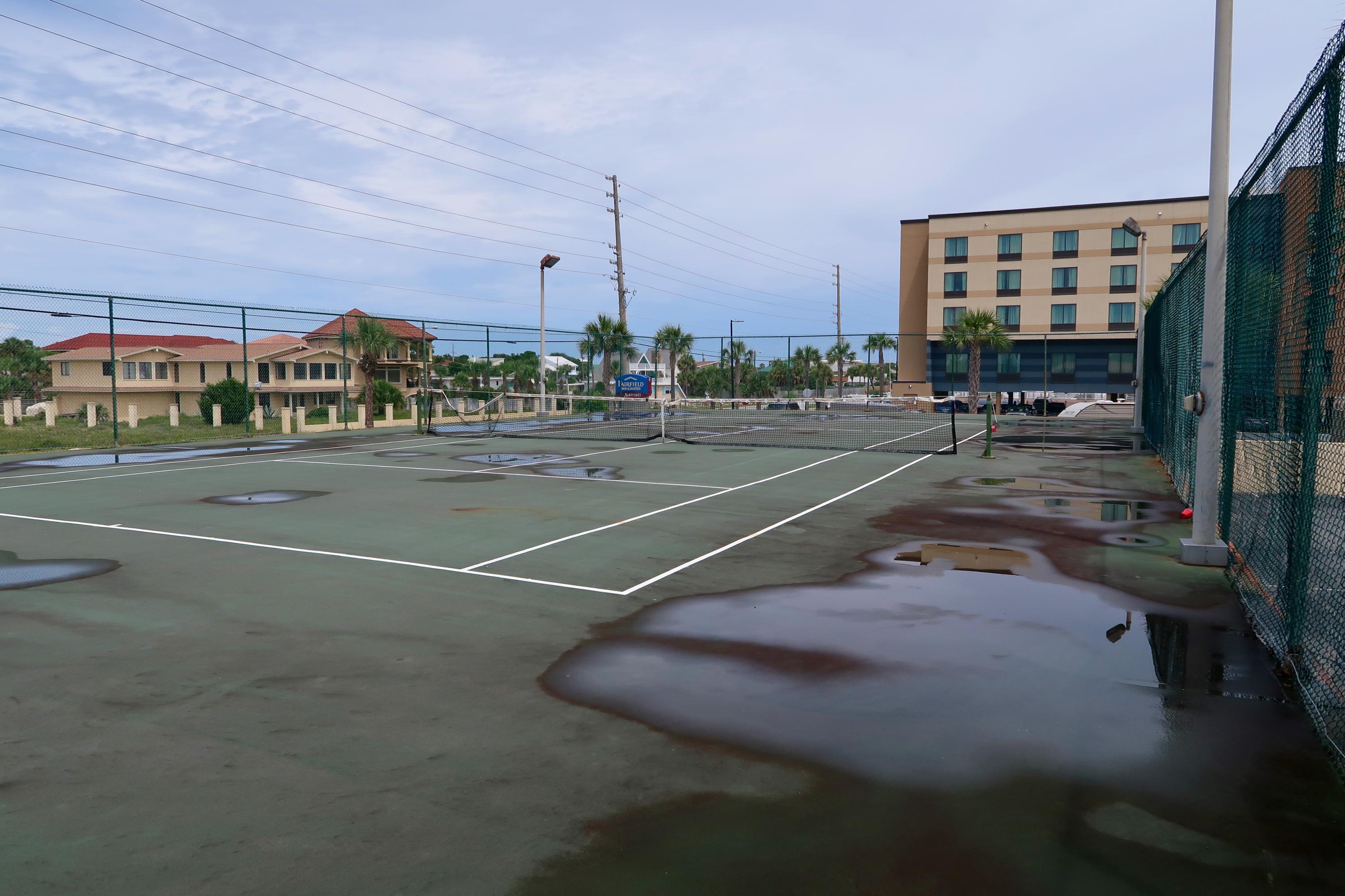 SURF DWELLER CONDO - Residential