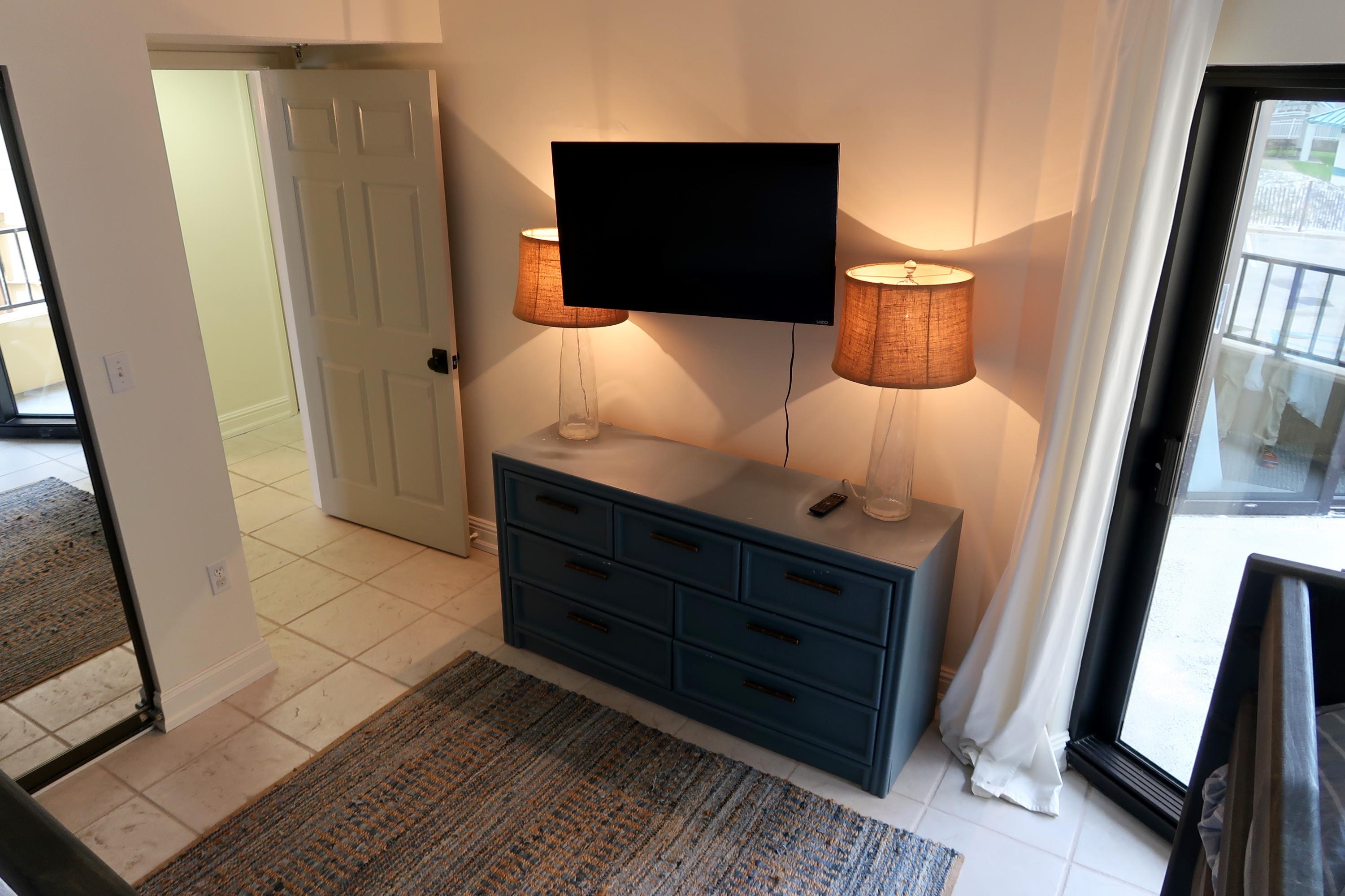 SURF DWELLER CONDO - Residential