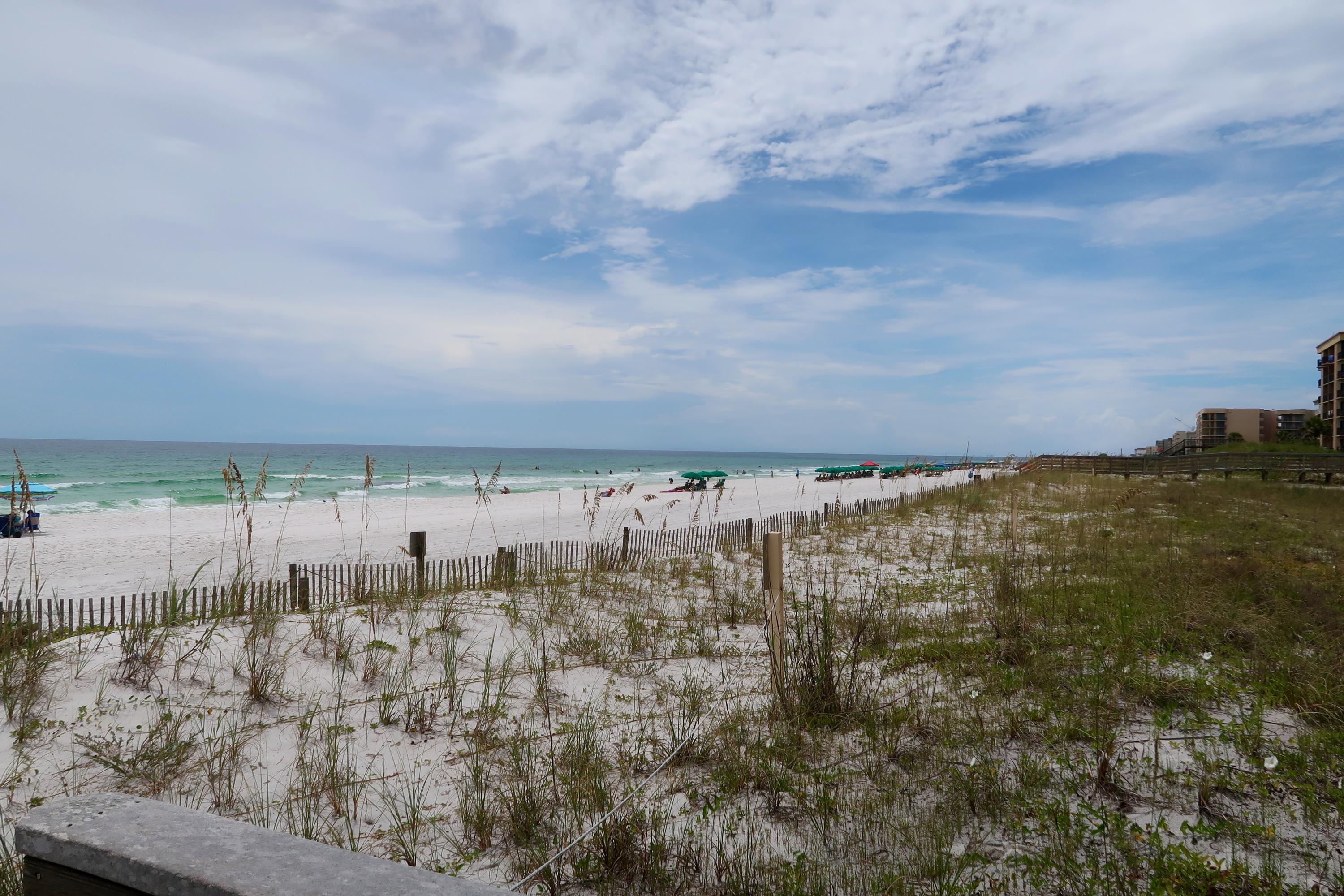 SURF DWELLER CONDO - Residential