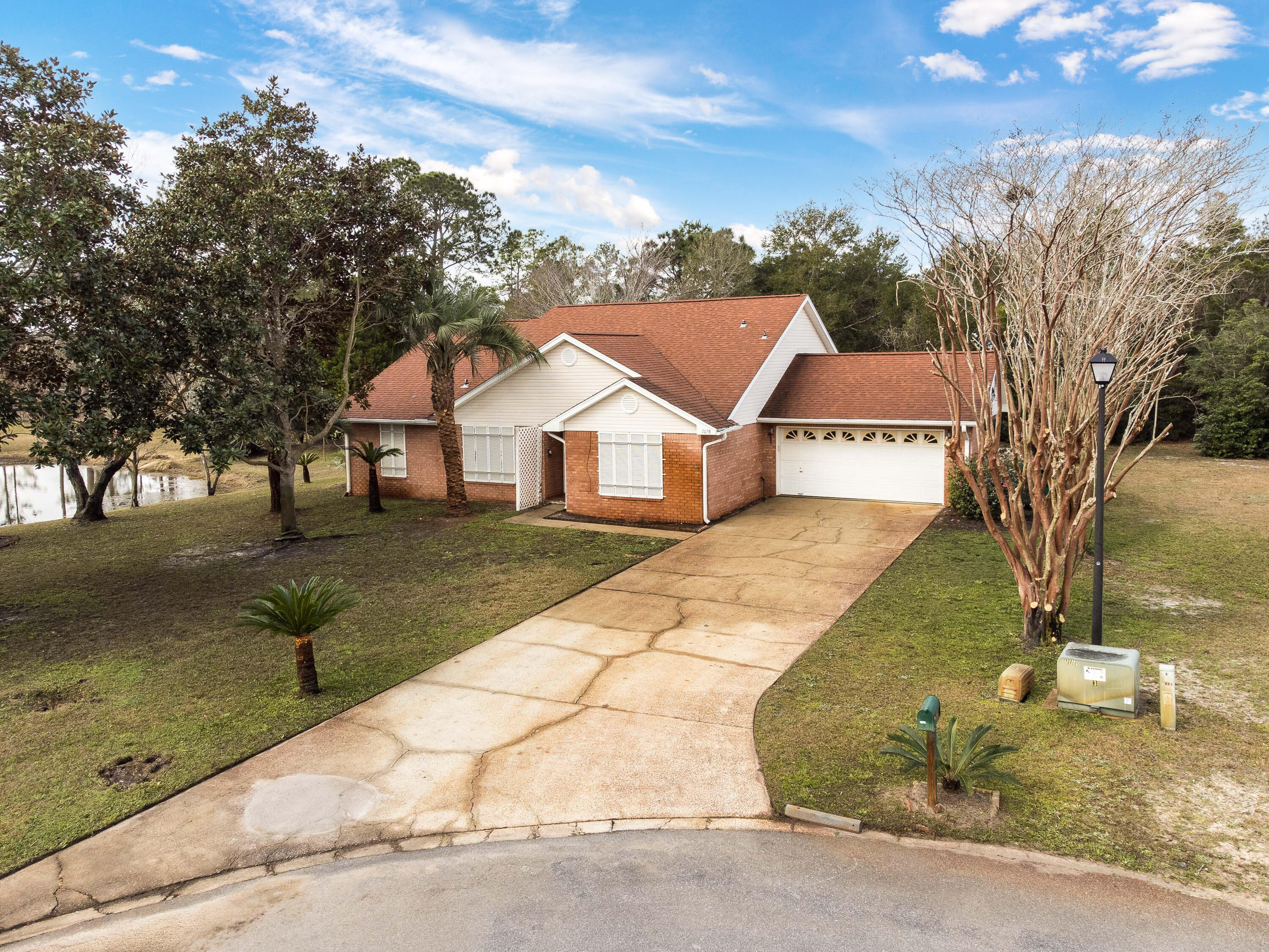 SPANISH TRACE ESTATES - Residential