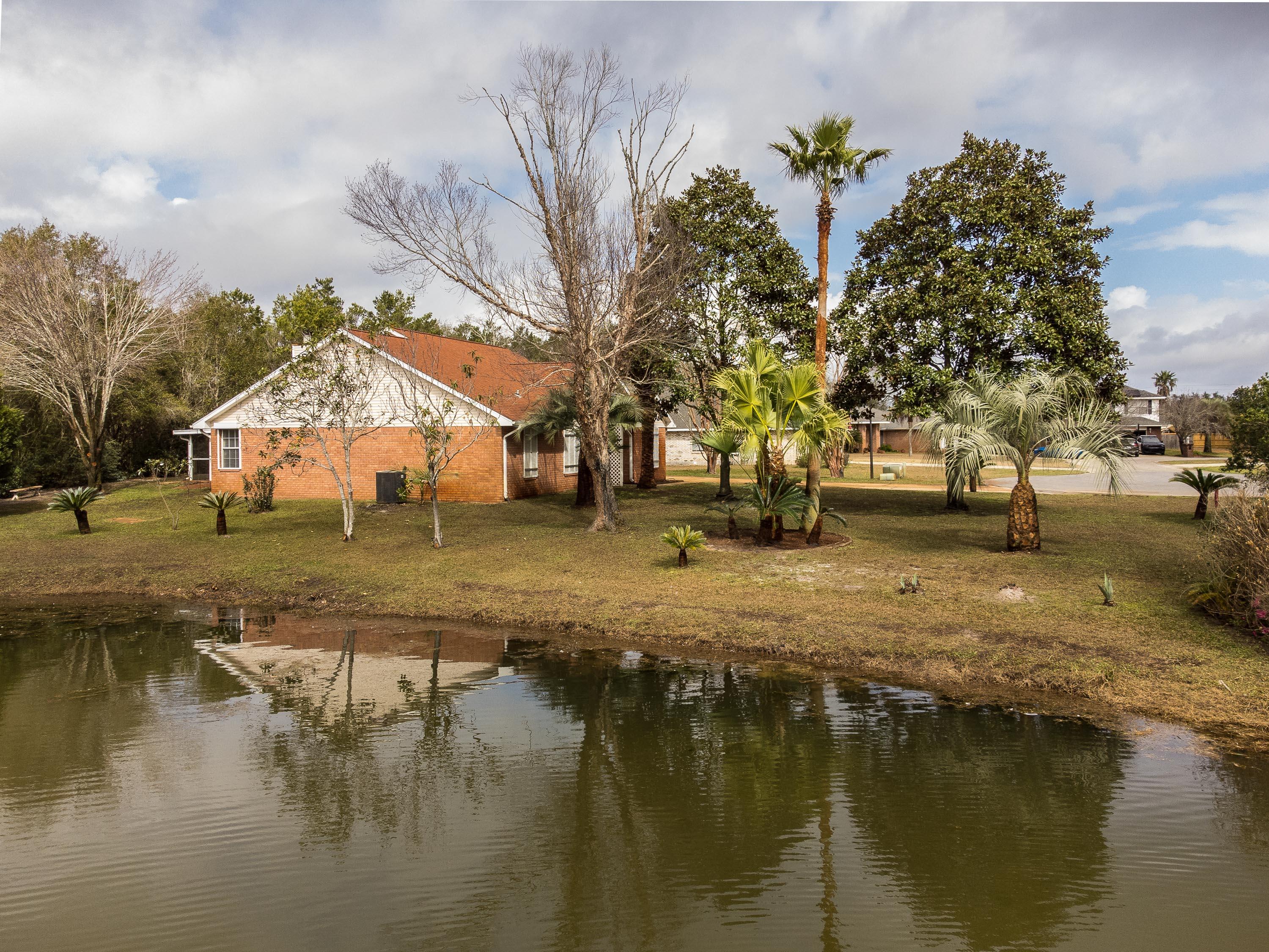 SPANISH TRACE ESTATES - Residential