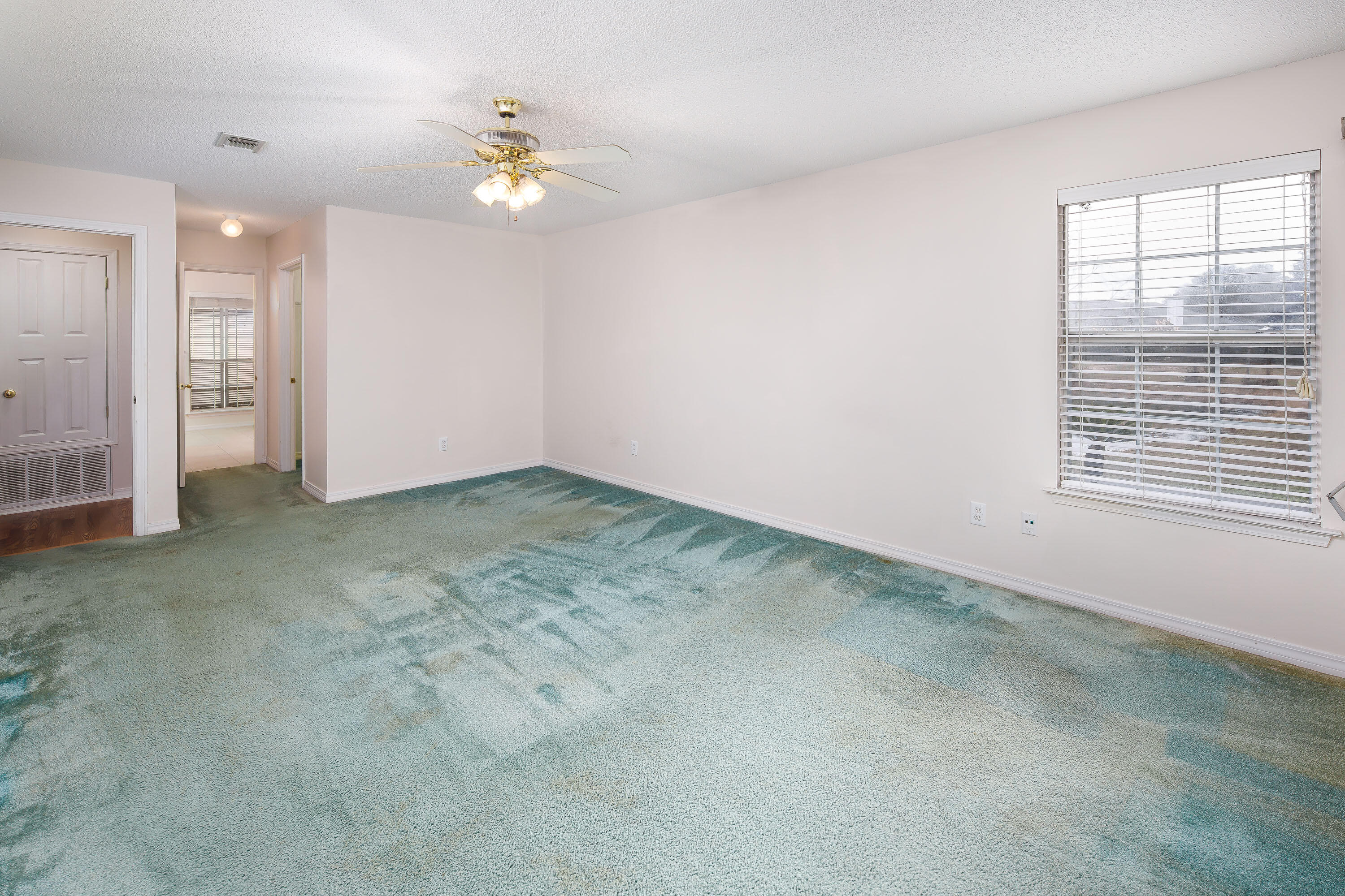 SPANISH TRACE ESTATES - Residential