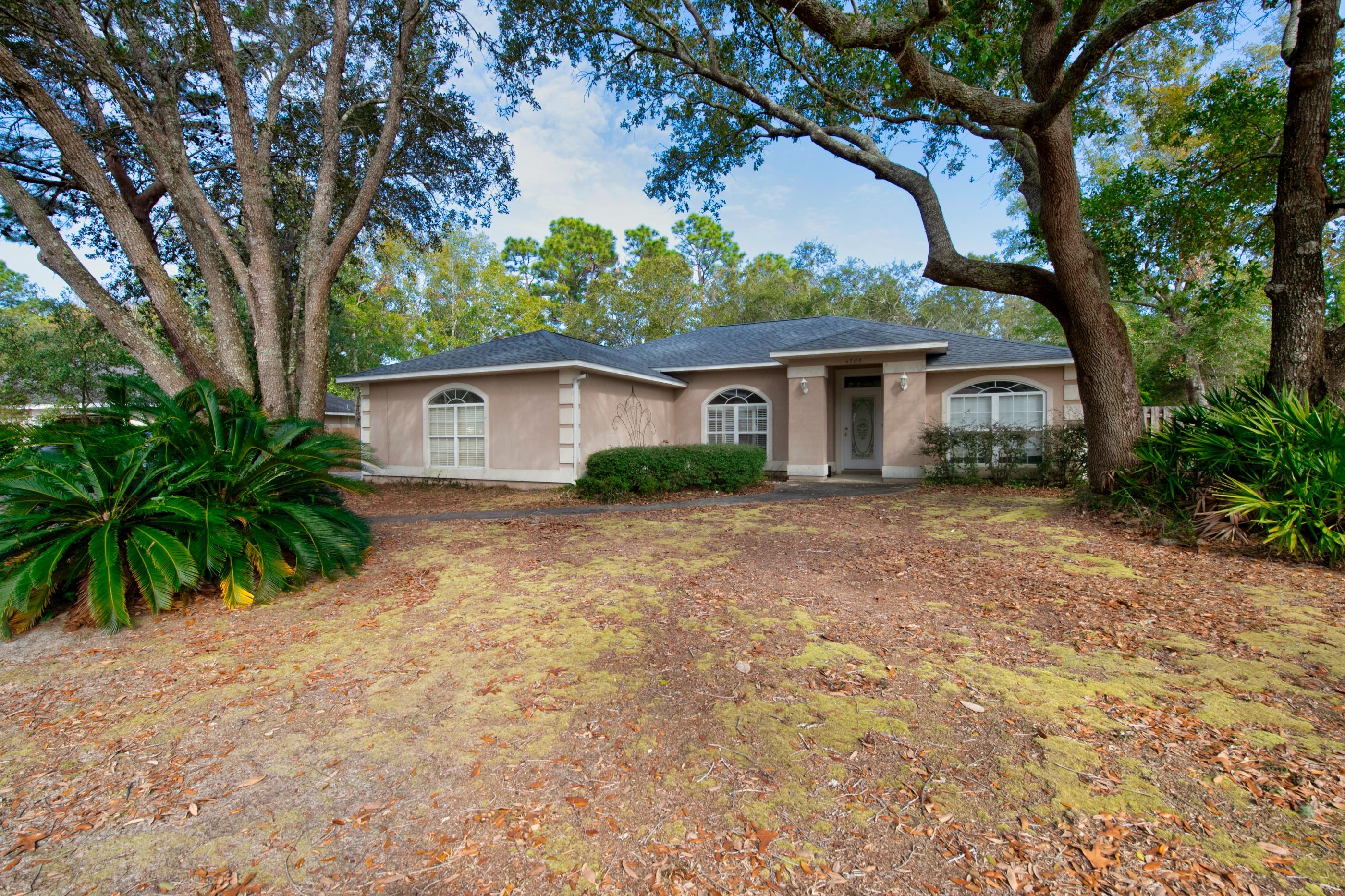 ROBLEDAL ESTATES UNIT 5 - Residential