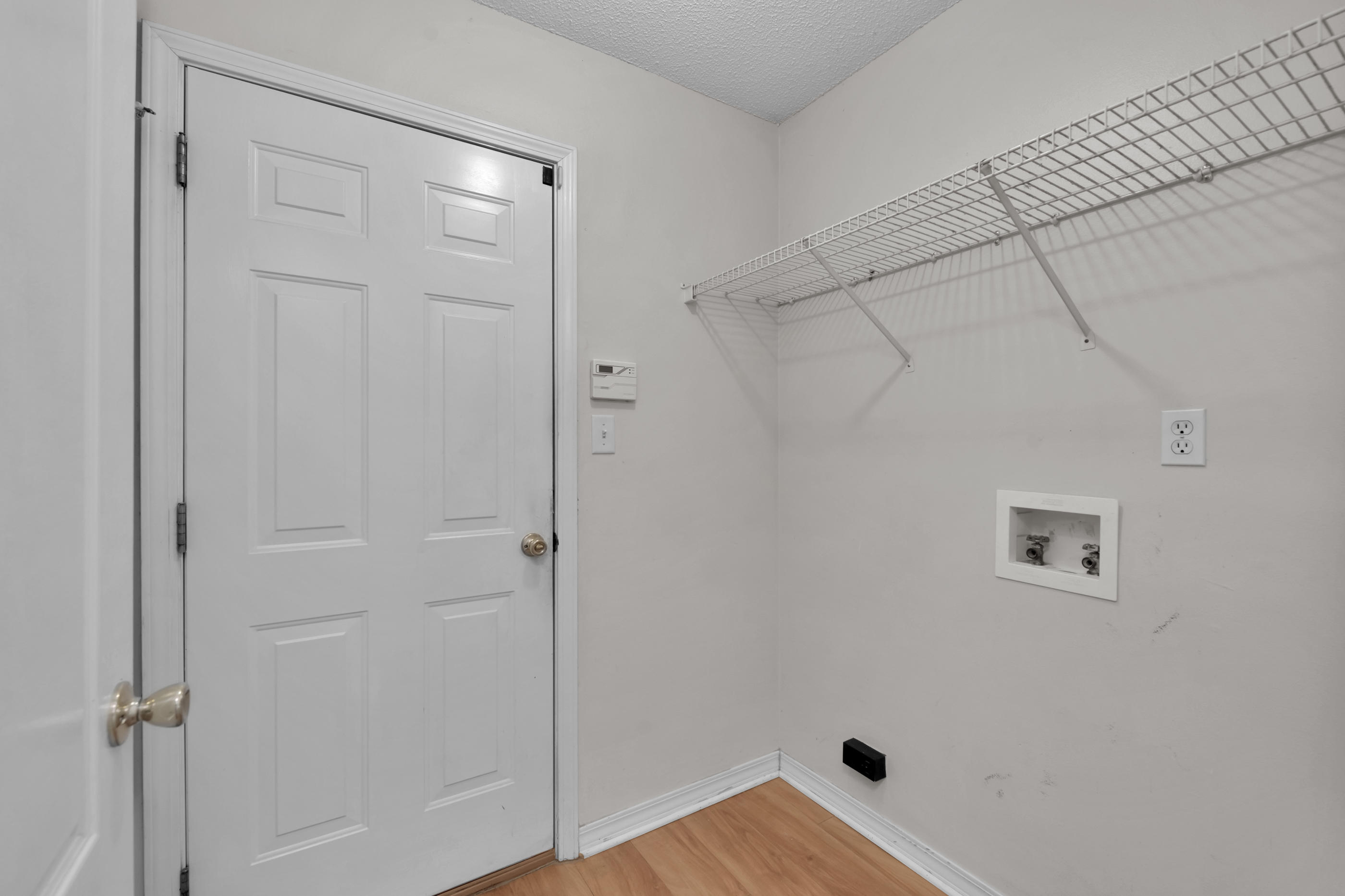 ROBLEDAL ESTATES UNIT 5 - Residential