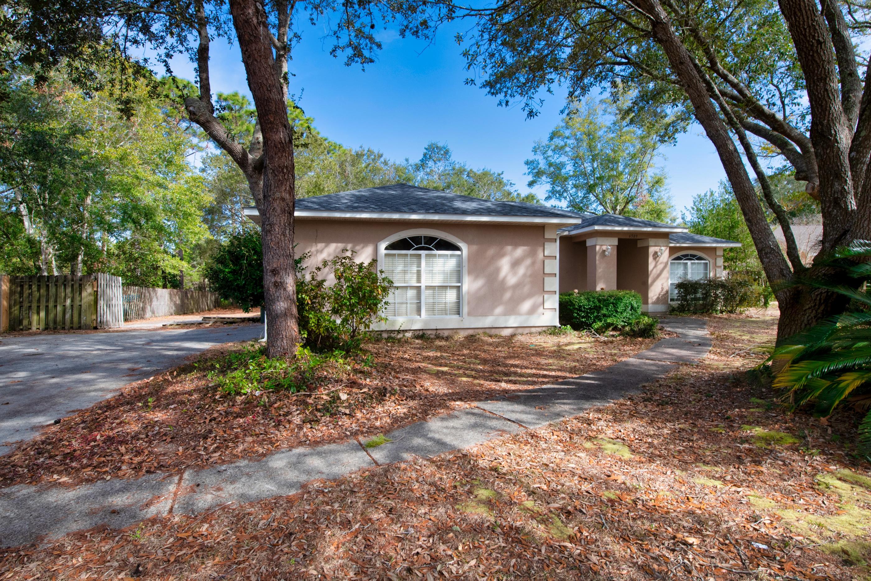 ROBLEDAL ESTATES UNIT 5 - Residential