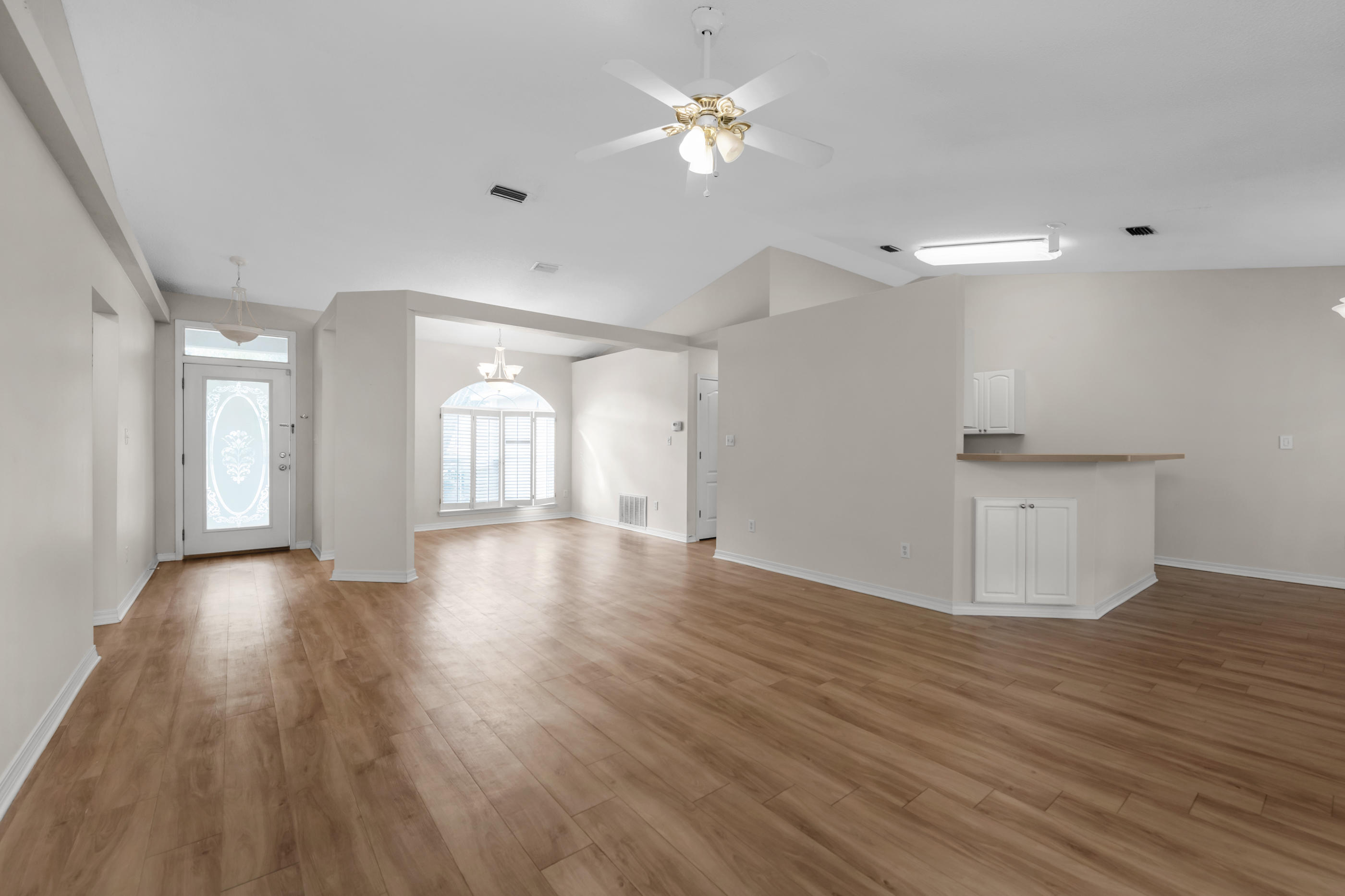 ROBLEDAL ESTATES UNIT 5 - Residential