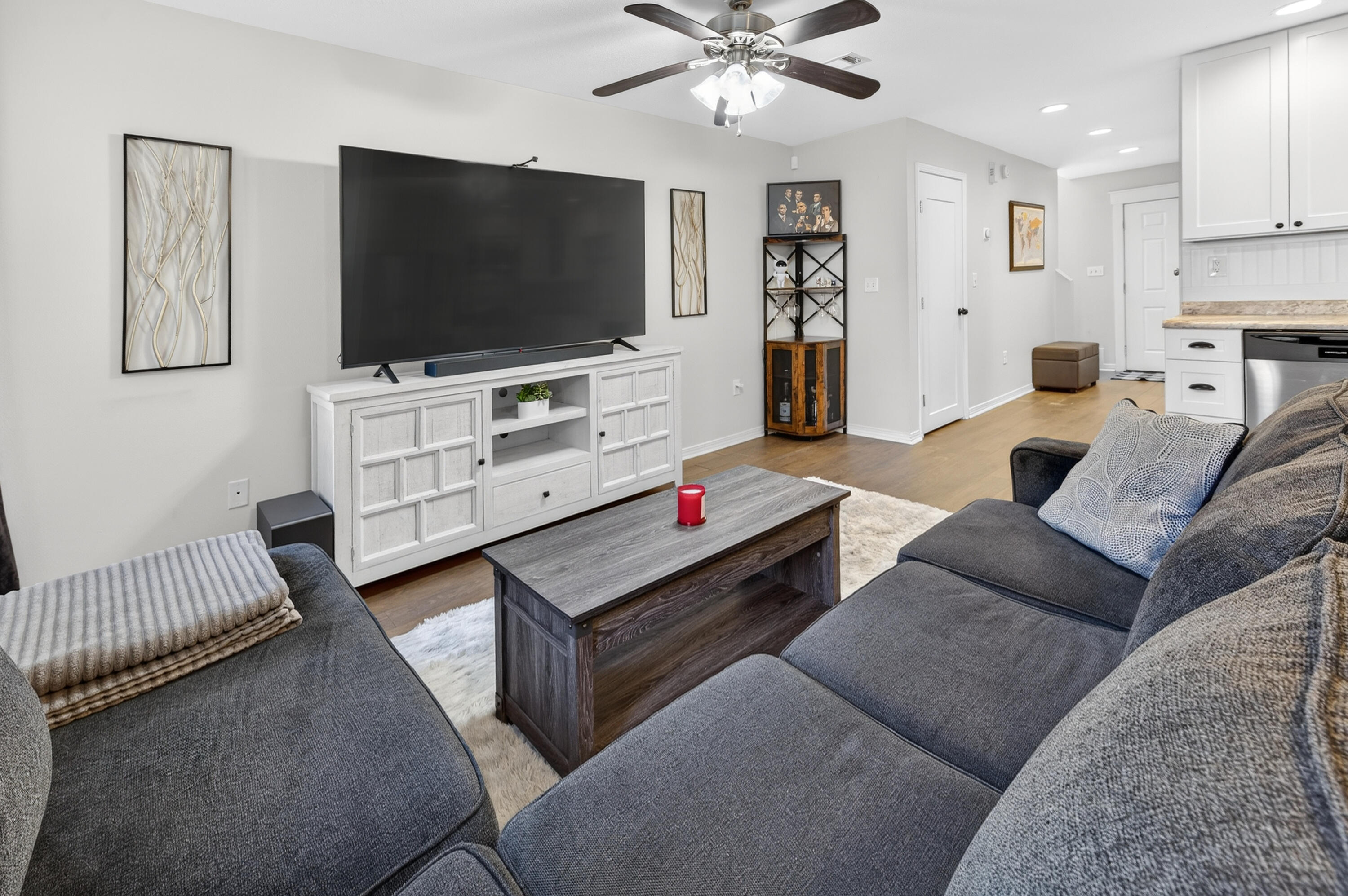 LIVEOAK S/D - Residential