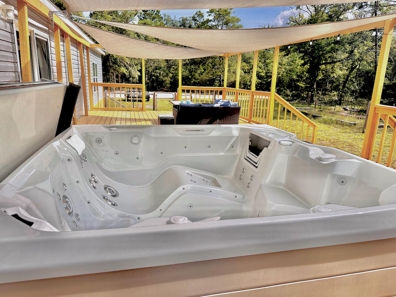 LAKE TANTARA UNREC - Residential