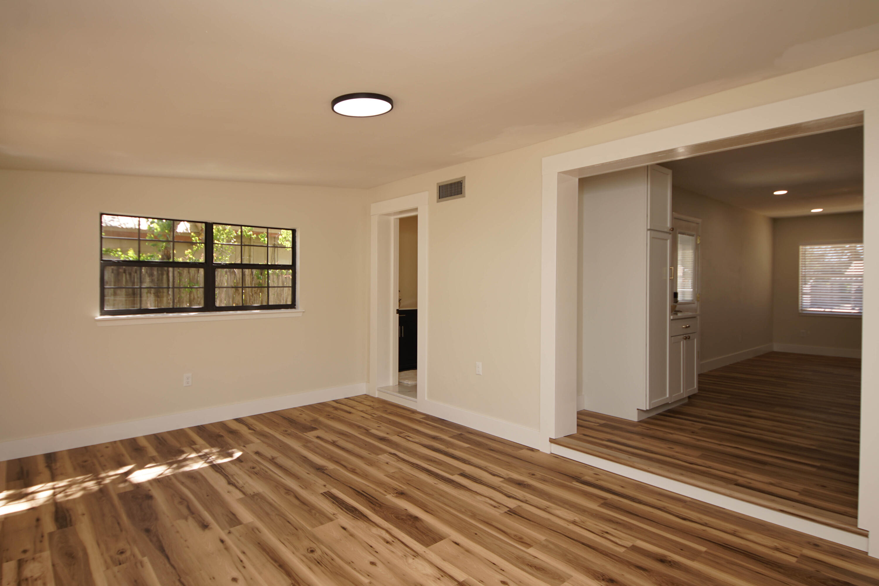 GARNIERS BEACH 7TH - Residential