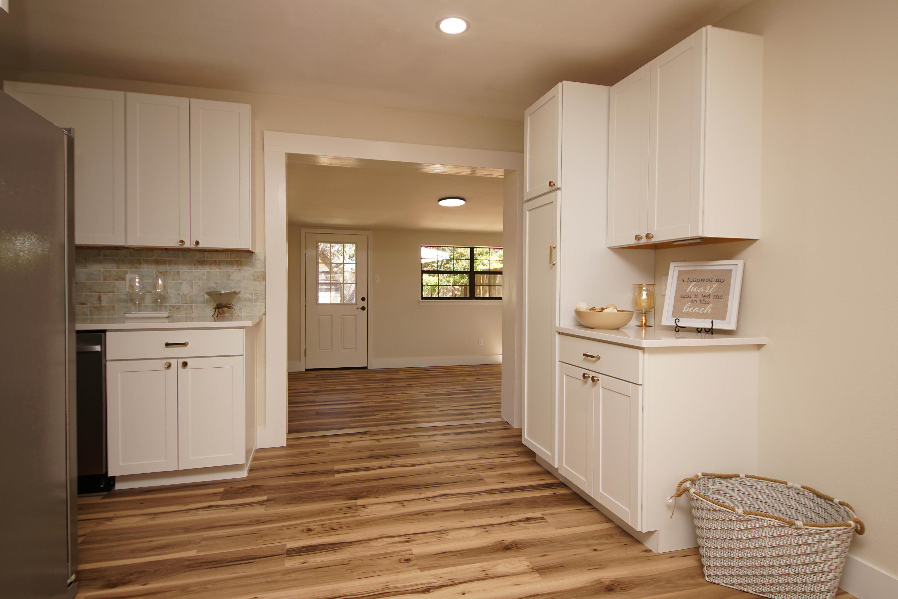 GARNIERS BEACH 7TH - Residential