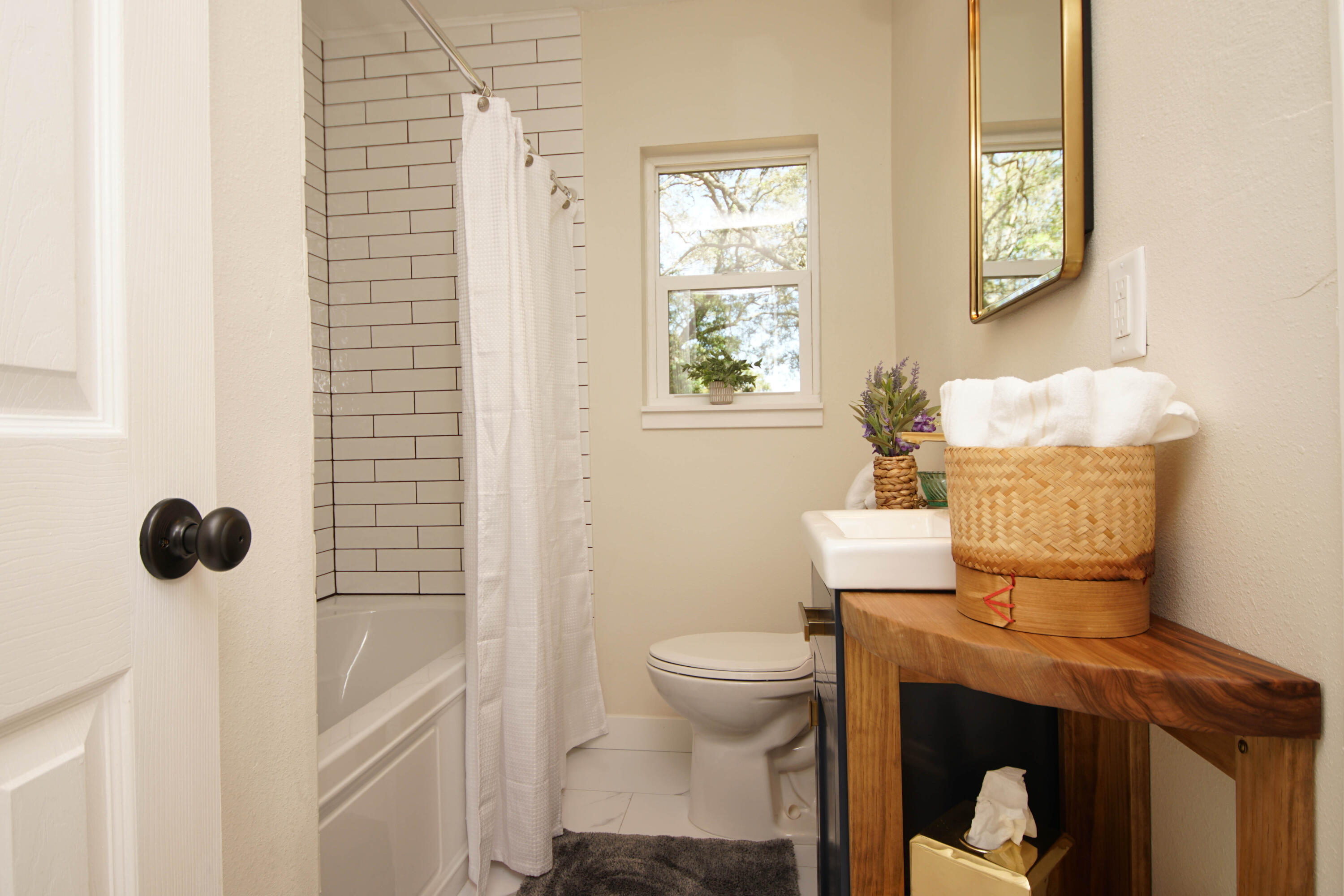 GARNIERS BEACH 7TH - Residential