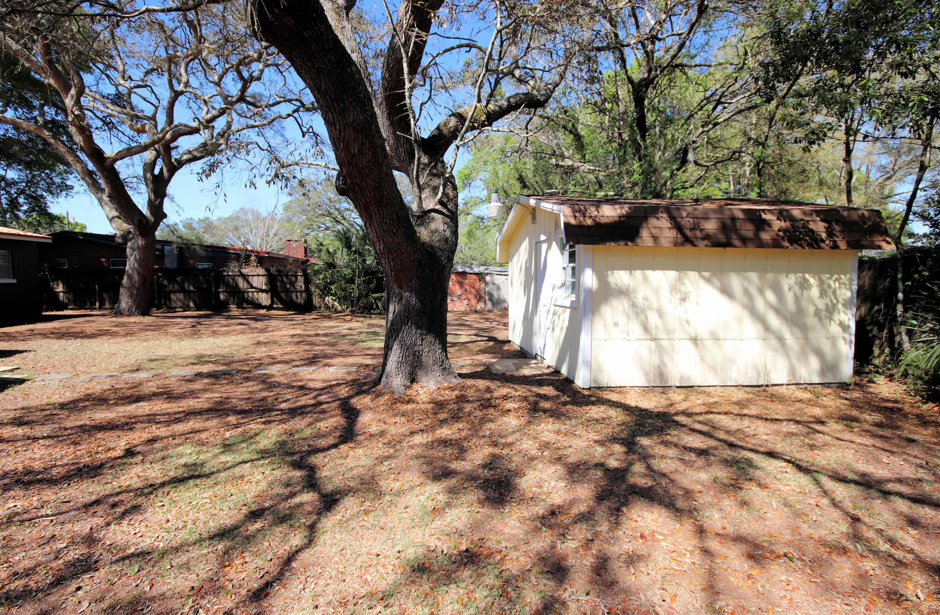 GARNIERS BEACH 7TH - Residential